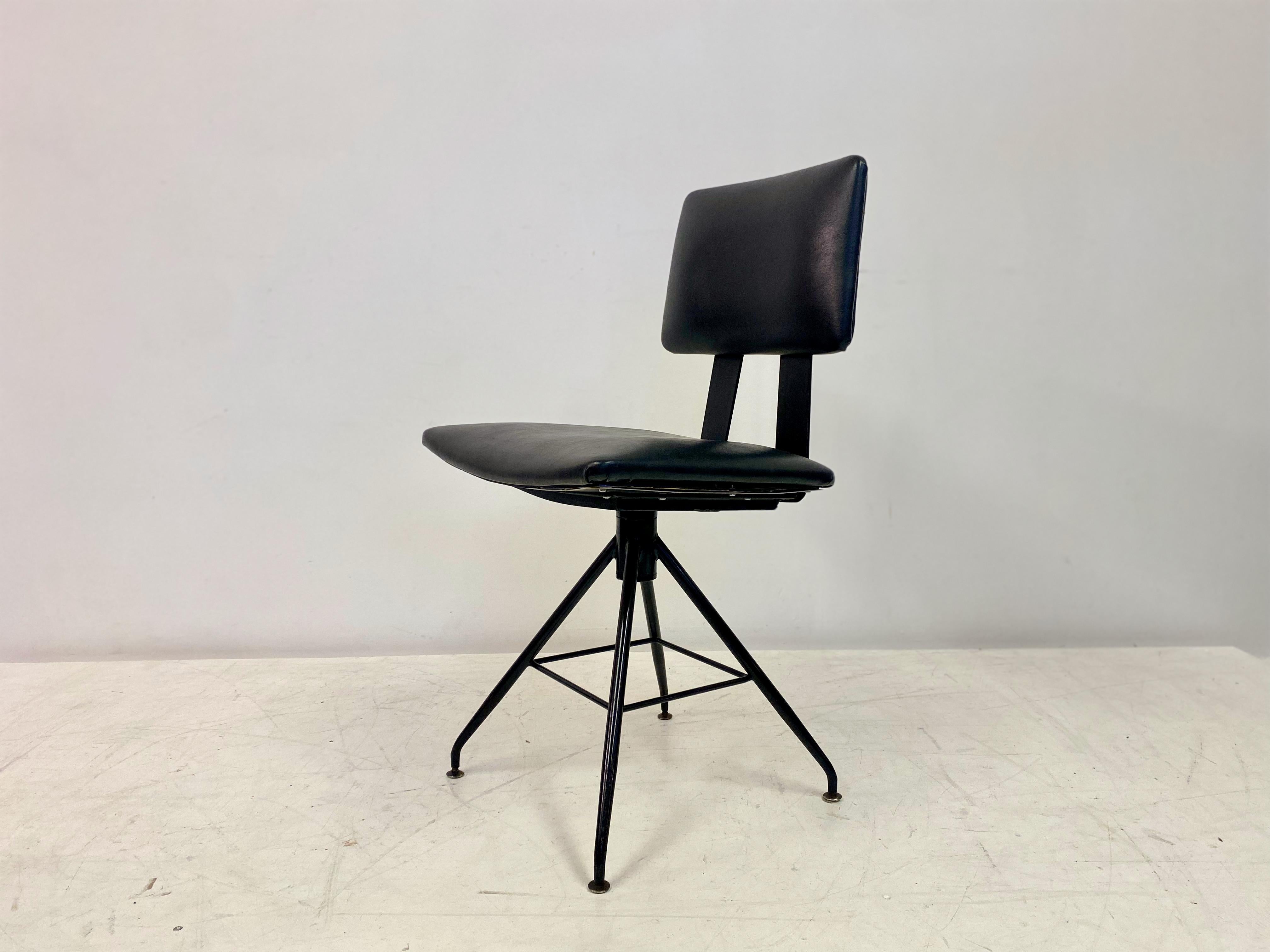 Mid Century 1960s Italian Swivel Desk Chair 5