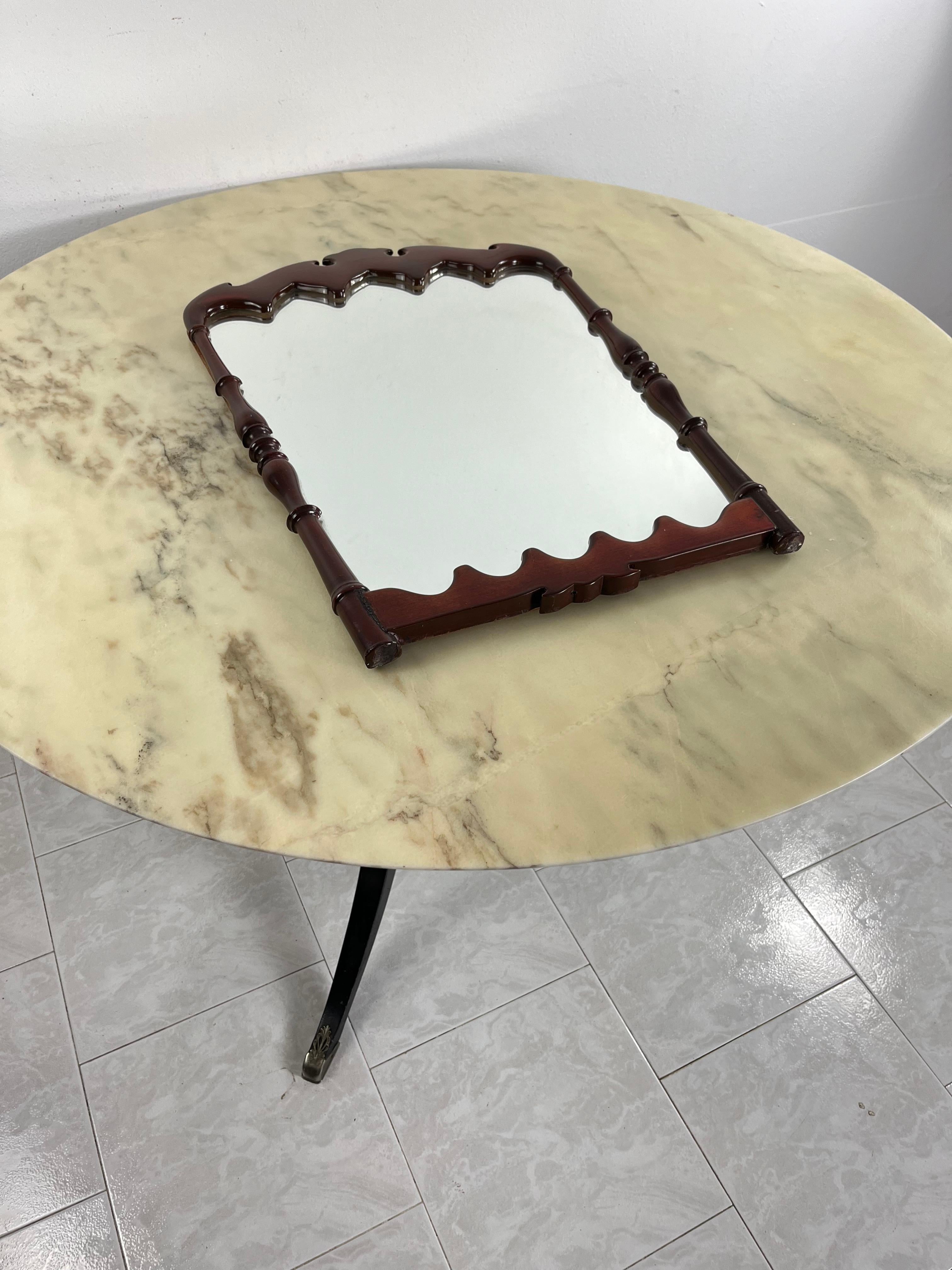 Specchio da parete italiano della metà del 1960 In condizioni buone in vendita a Palermo, IT