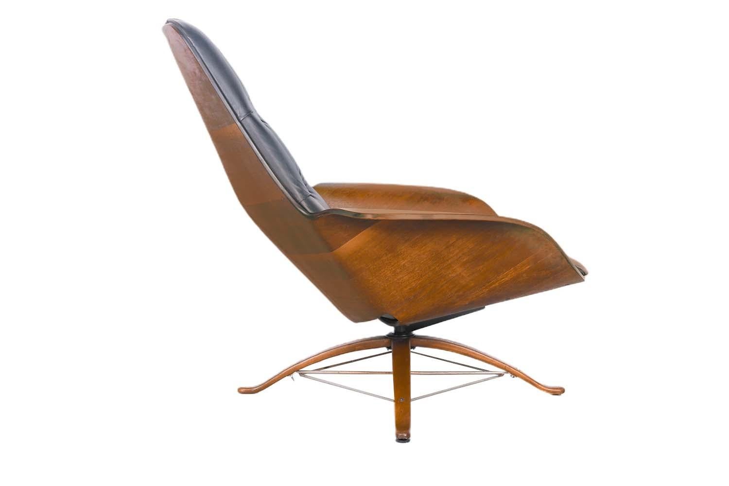 Mid-Century Modern Mid Century 1960s Plycraft Mr. Chair Lounge Chair George Mulhauser For Sale