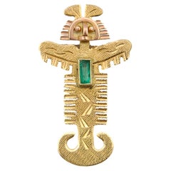 Used Pre-Colombian Tolima Tumi Emerald 18K Gold Brooch Pendant