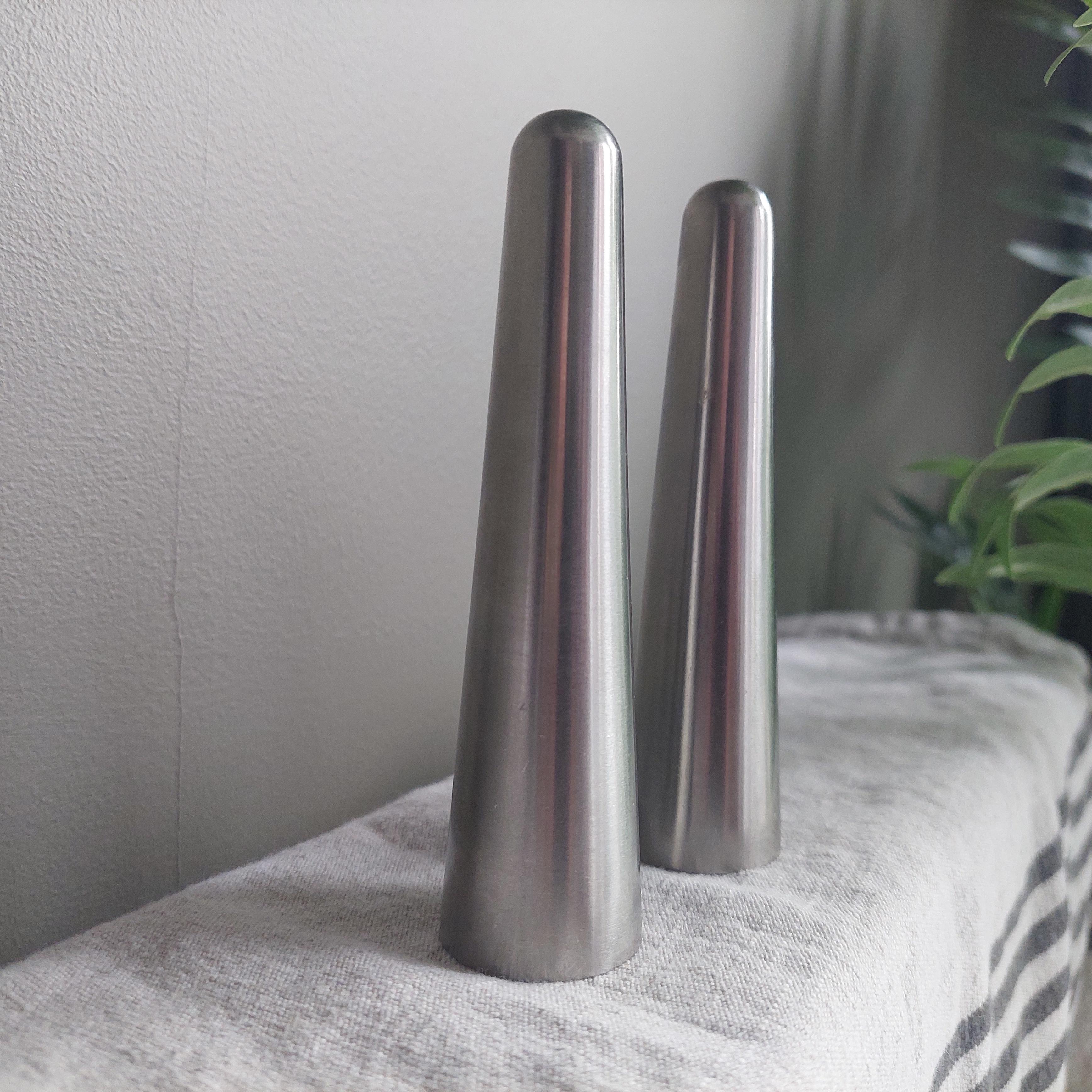 Mid Century 1960's Robert Welch Old Hall stainless steel salt and pepper shakers 3
