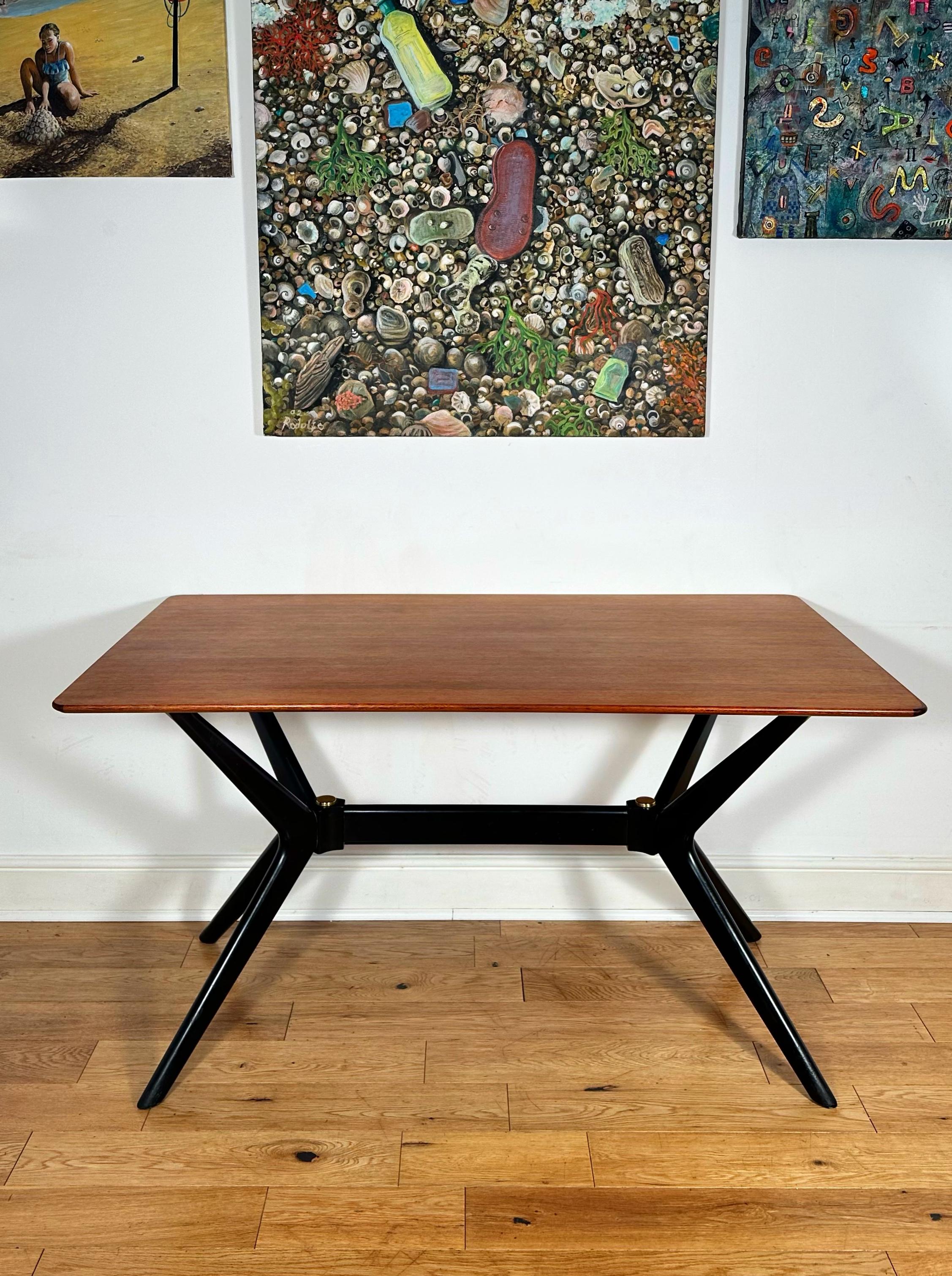 Mid Century 1960’s Teak and Beech Dining ‘Helicopter’ Table by E Gomme G Plan For Sale 2