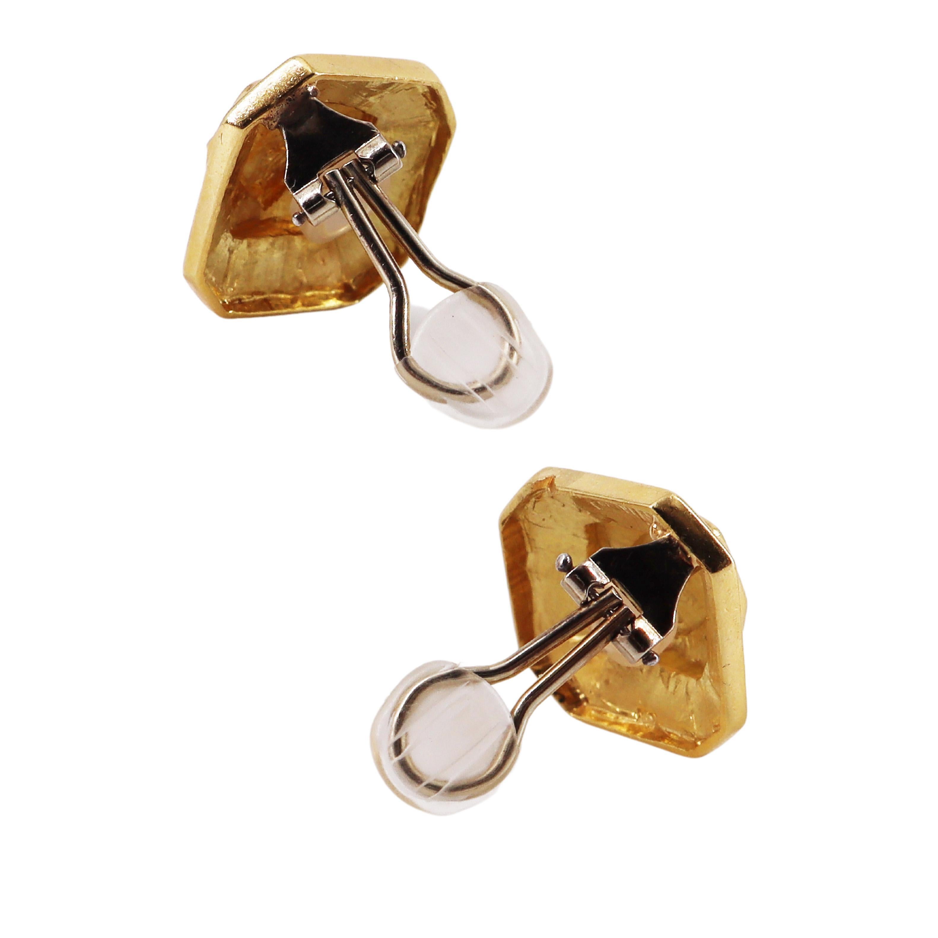 Mid-century 1970 18kt Yellow Gold Clip-on Earrings For Sale 3
