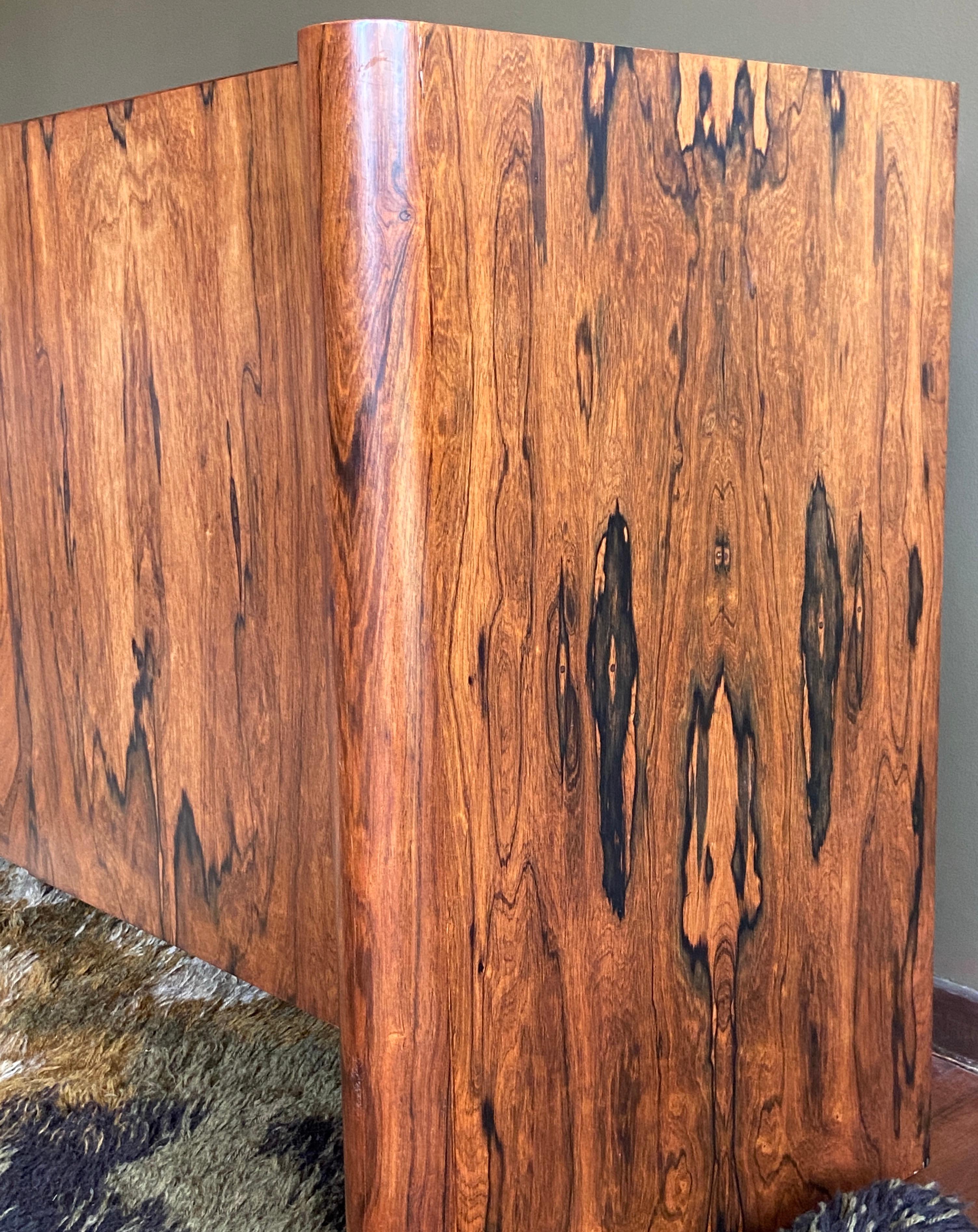 Credenza in legno esotico di metà secolo 1970 di Werner Kanner in vendita 2