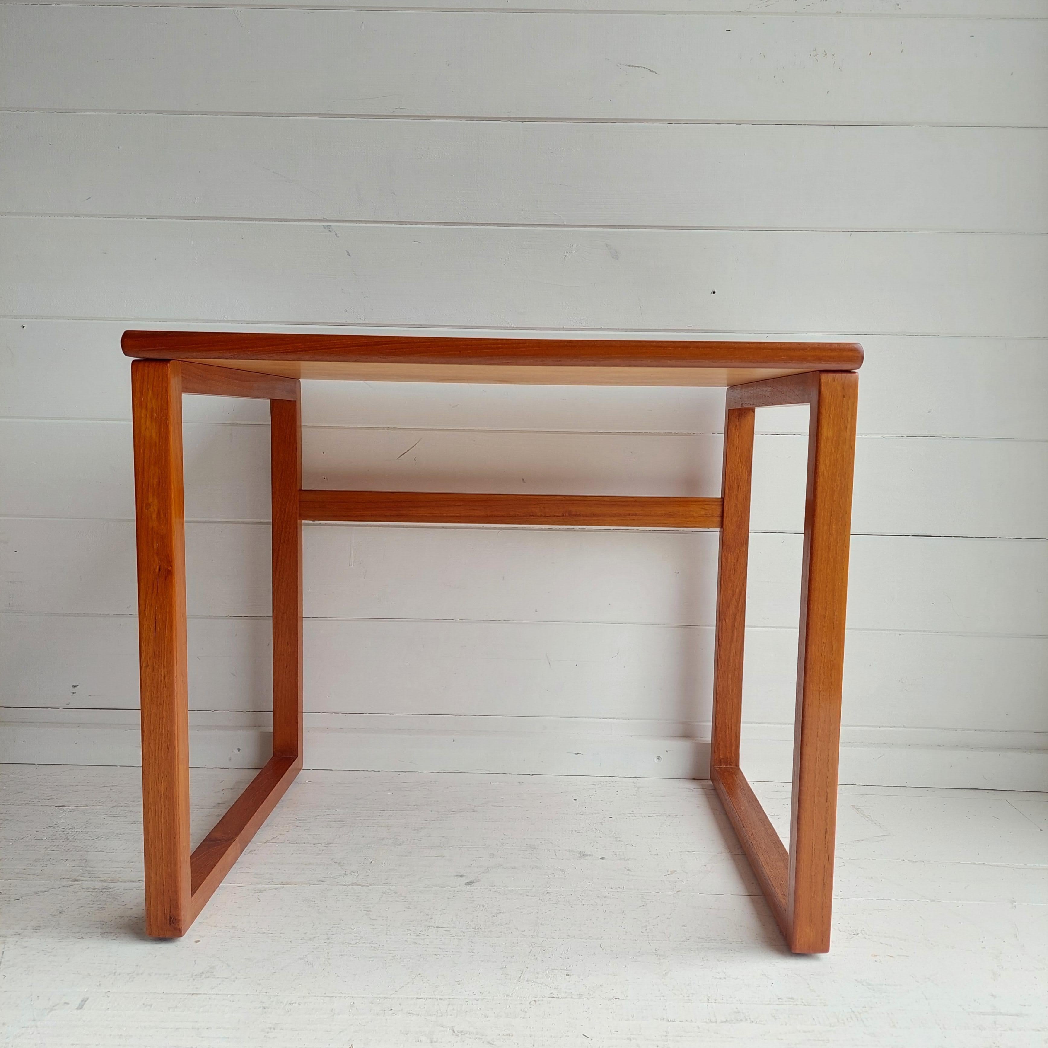 Midcentury 1970s Gplan Style Teak Side End Occasional Table 7