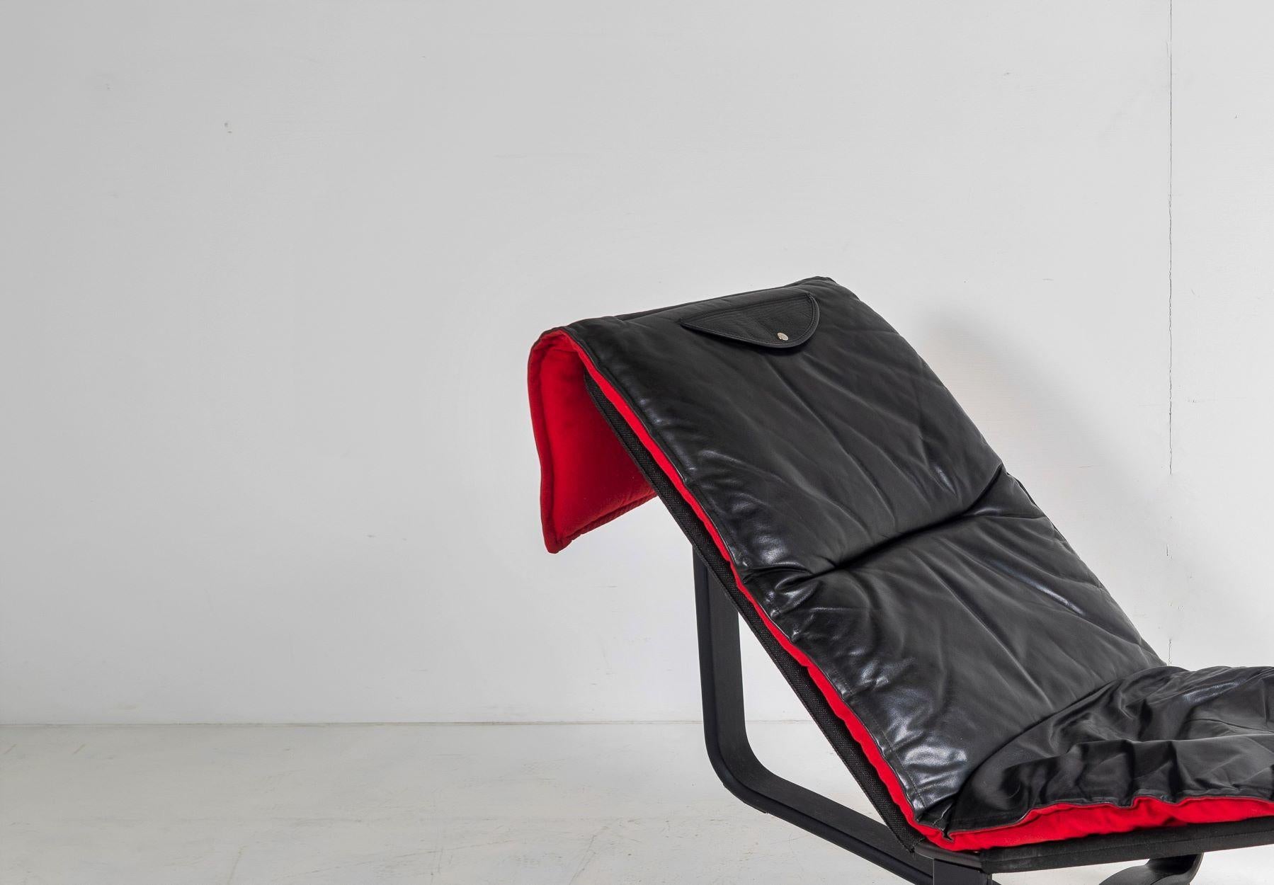 Chaise longue inclinable en cuir noir, milieu des années 1970, Ingmar Relling Bon état - En vente à Llanbrynmair, GB
