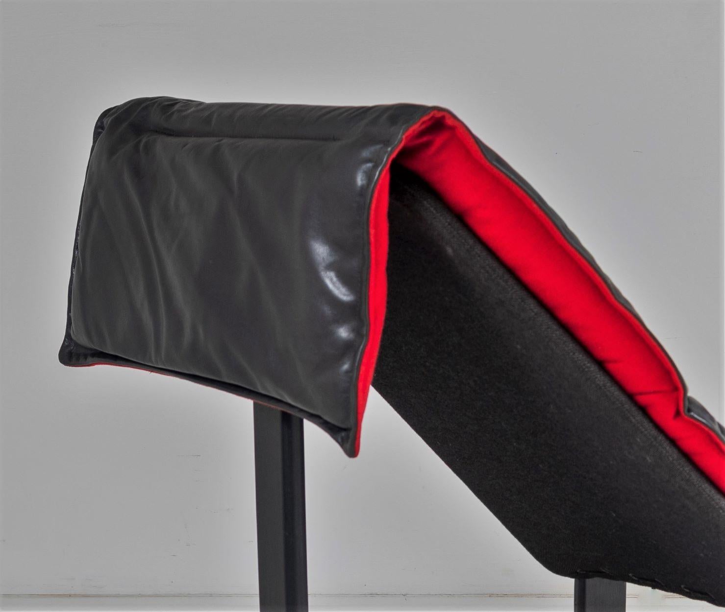 Chaise longue inclinable en cuir noir, milieu des années 1970, Ingmar Relling en vente 1