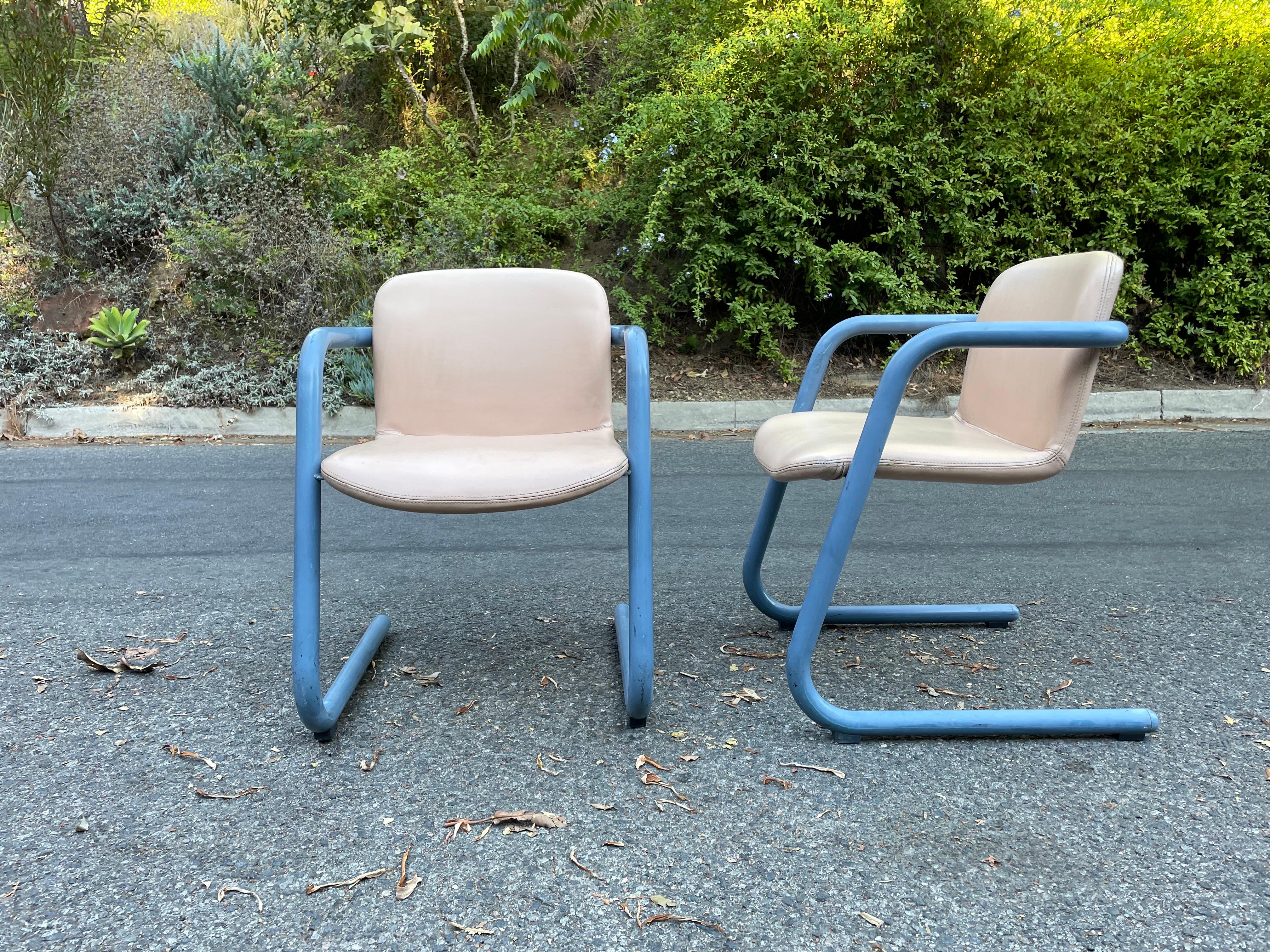 Set of 2 Vintage Kinetics Blue & Tan 100/300 Chairs, circa 1970’s in good condition. Designed by Philip Salmon and Hugh Hamilton for Kinetics.

Really cool. Price is for the pair.

Very good vintage condition with minor flaws as expected with age.