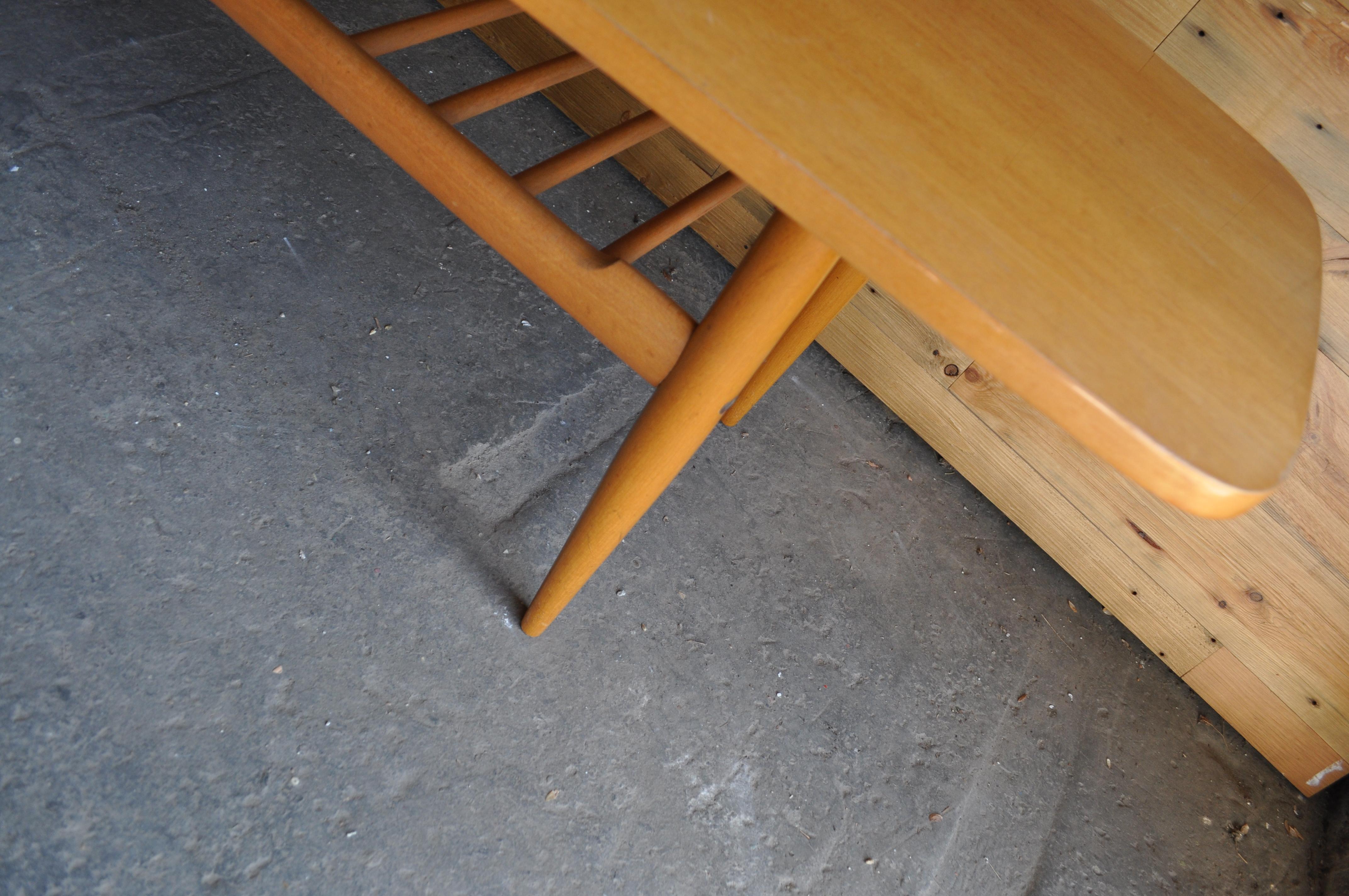 Midcentury 1970s Light Beech Coffee Table with Beautiful Magazine Rack For Sale 2