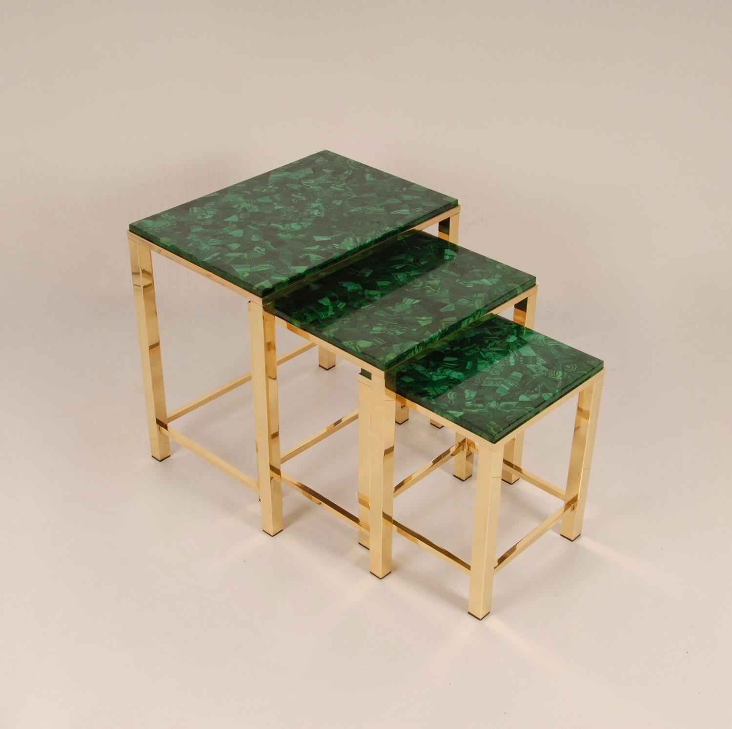 Vintage Malachite Marble Green Gold Gilded Brass End Nest Tables Coffee Table  For Sale 4