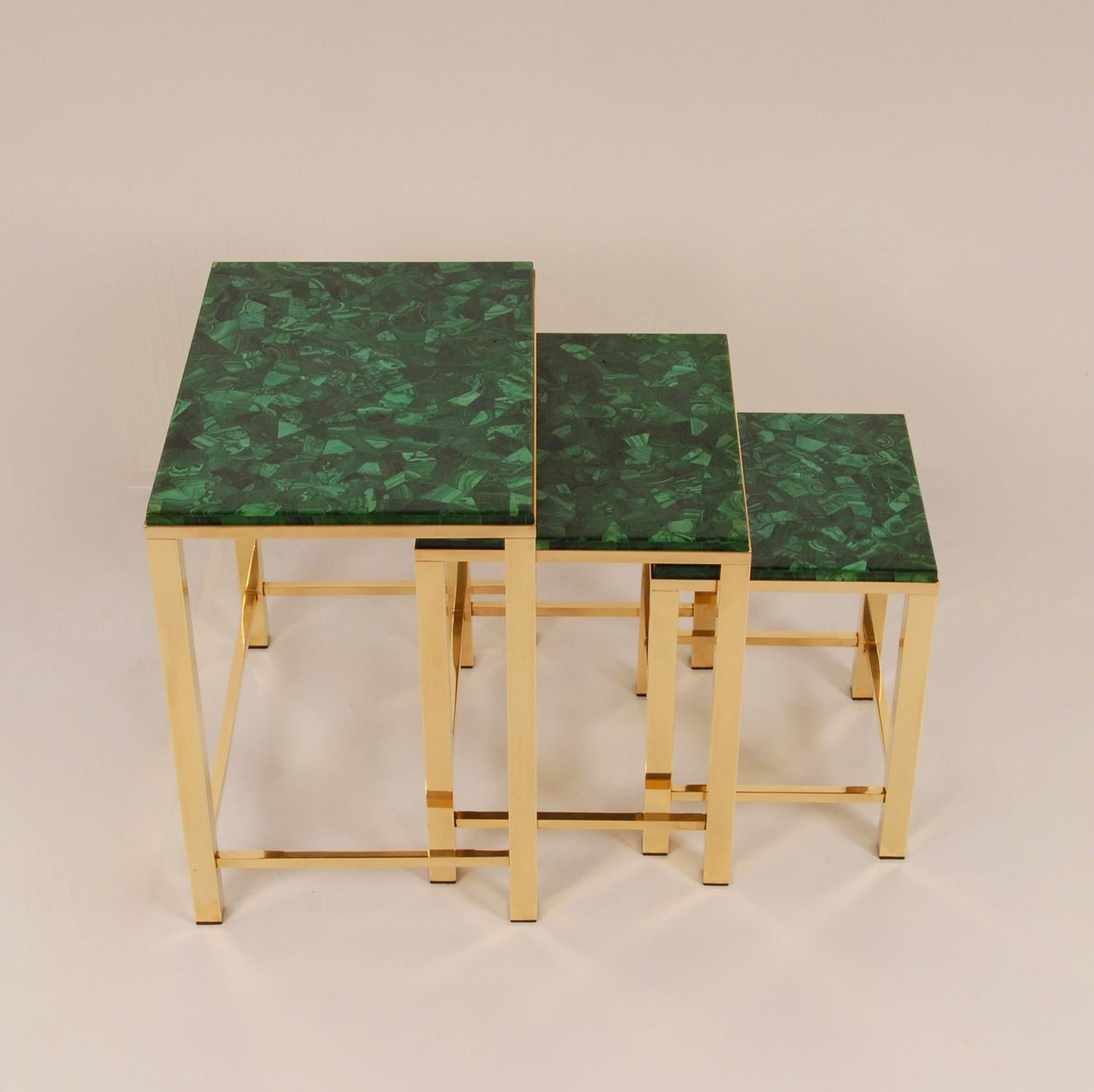 Vintage Malachite Marble Green Gold Gilded Brass End Nest Tables Coffee Table  For Sale 8