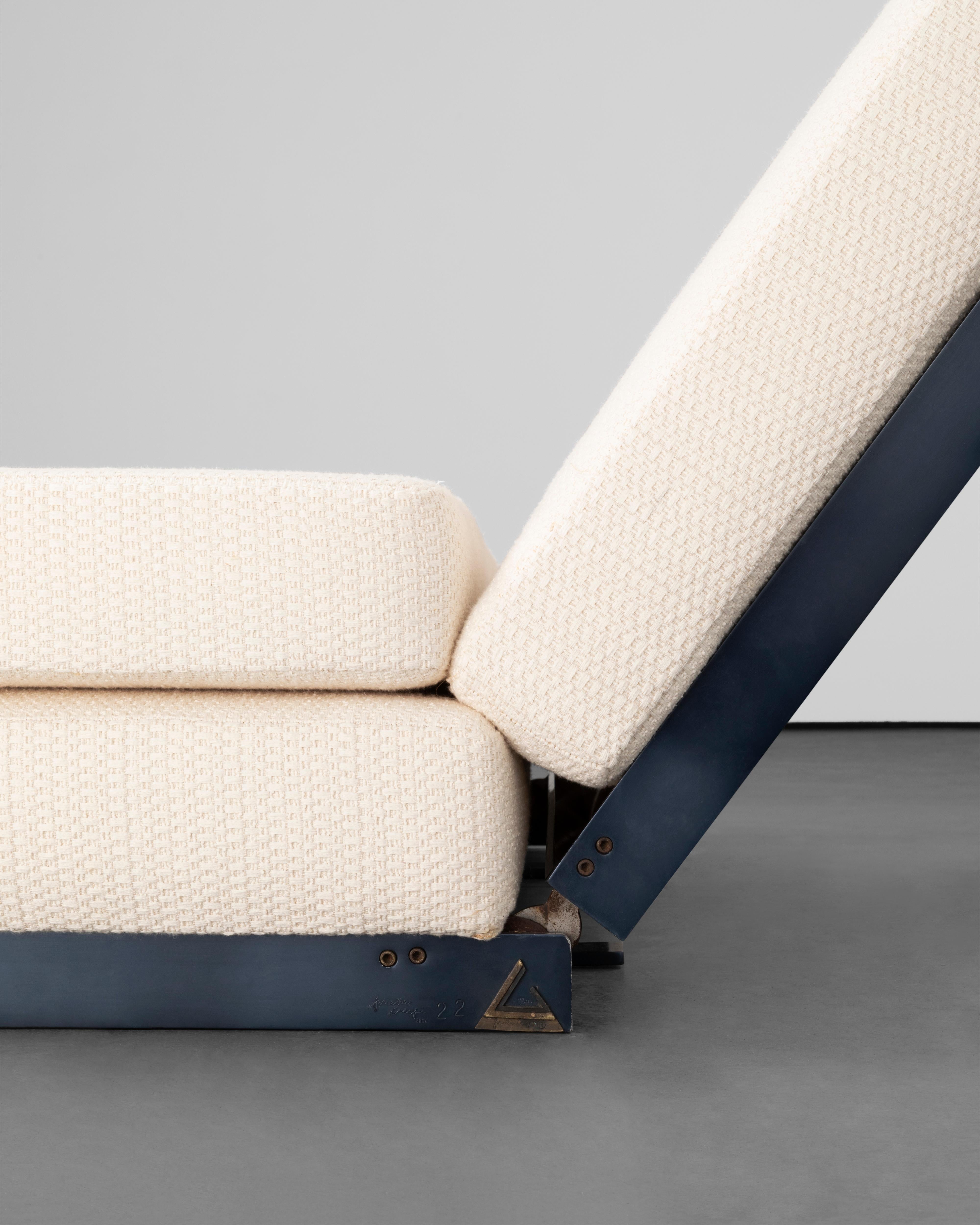 Mid-Century 1972 Vintage Gabriella Crespi Sofa For Sale 3
