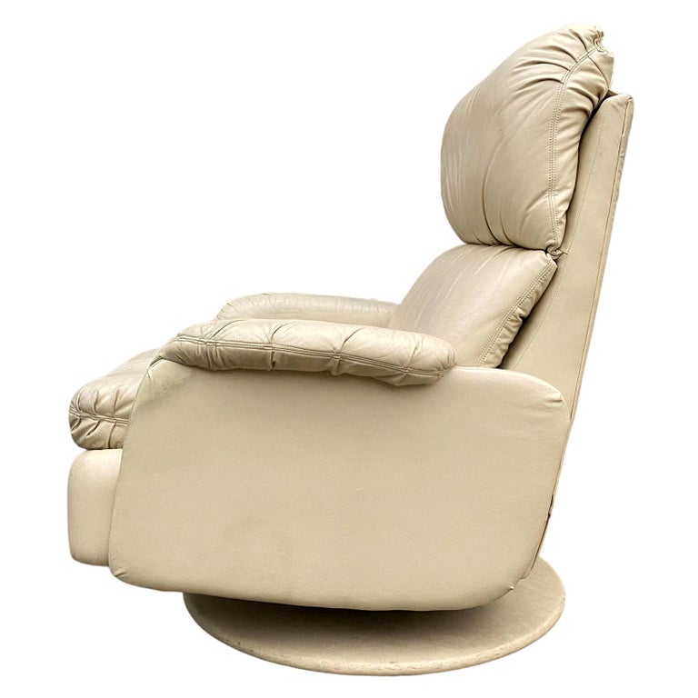 Mid Century 1980s Off White Tan Leather, Tan Leather Recliner Chair