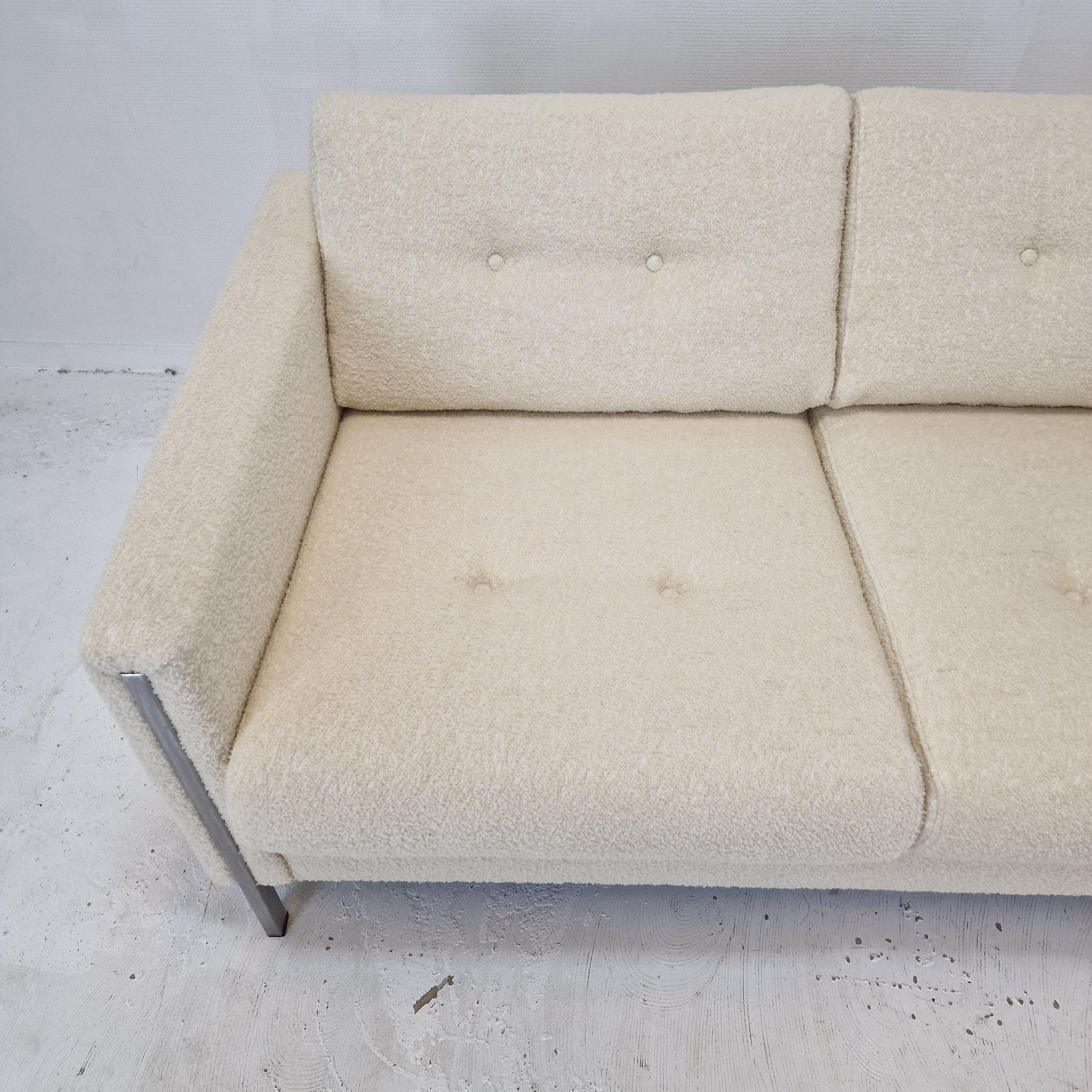 Midcentury 2-Seat Model 442 Sofa by Pierre Paulin for Artifort, 1960s For Sale 4