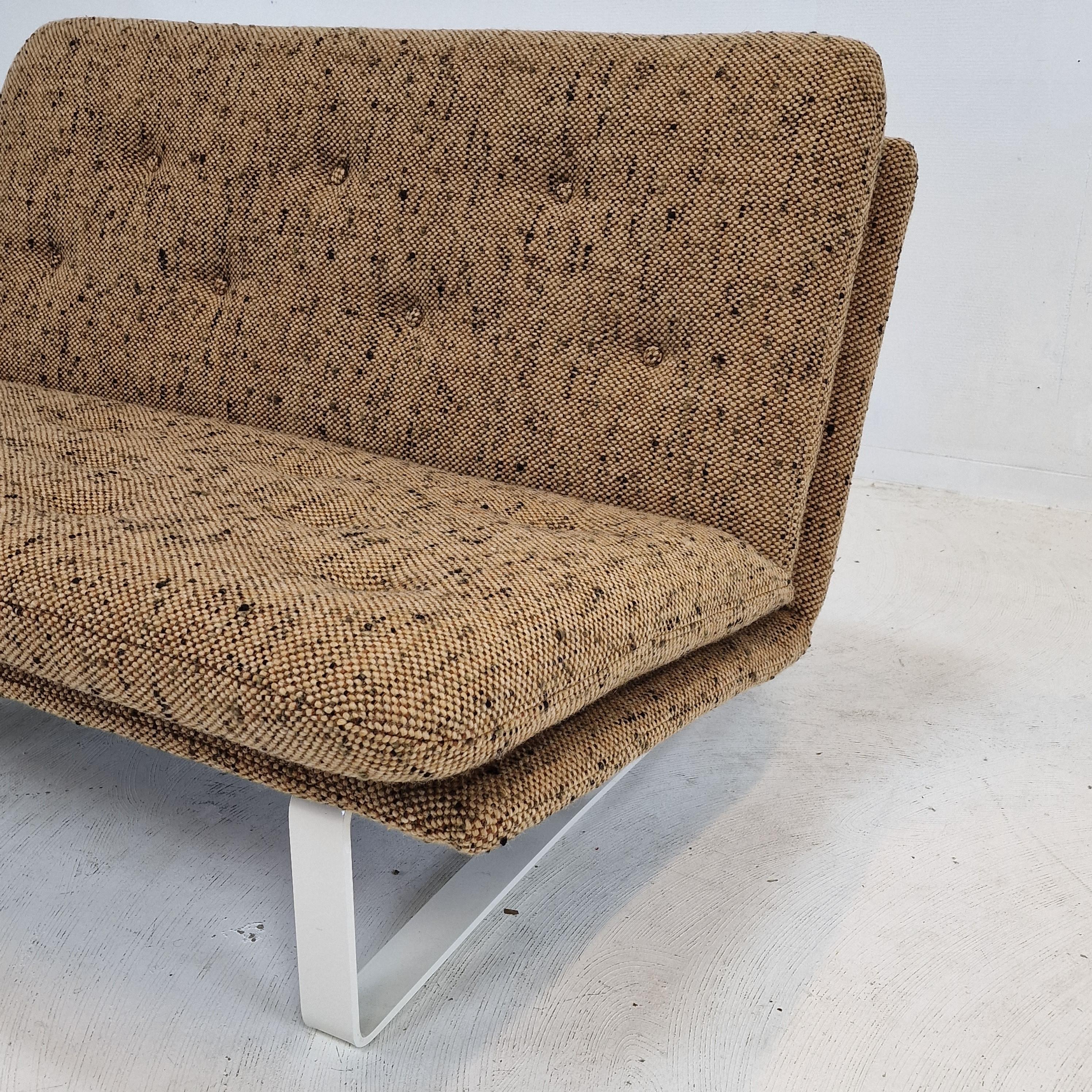 Midcentury 2-Seat Sofa by Kho Liang Ie for Artifort, 1960s For Sale 2