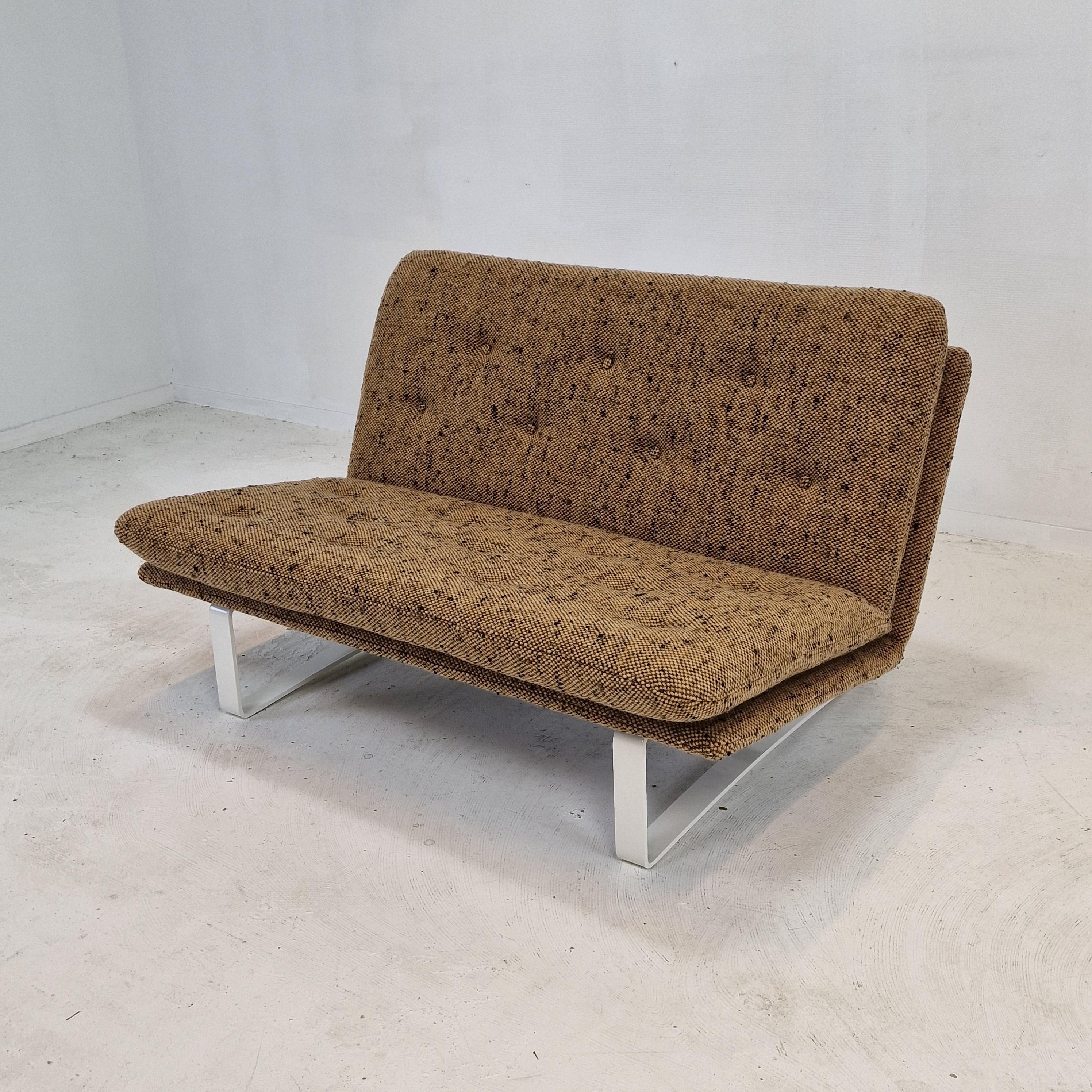 2-Sitz-Sofa aus der Mitte des Jahrhunderts von Kho Liang Ie für Artifort, 1960er Jahre (Niederländisch) im Angebot
