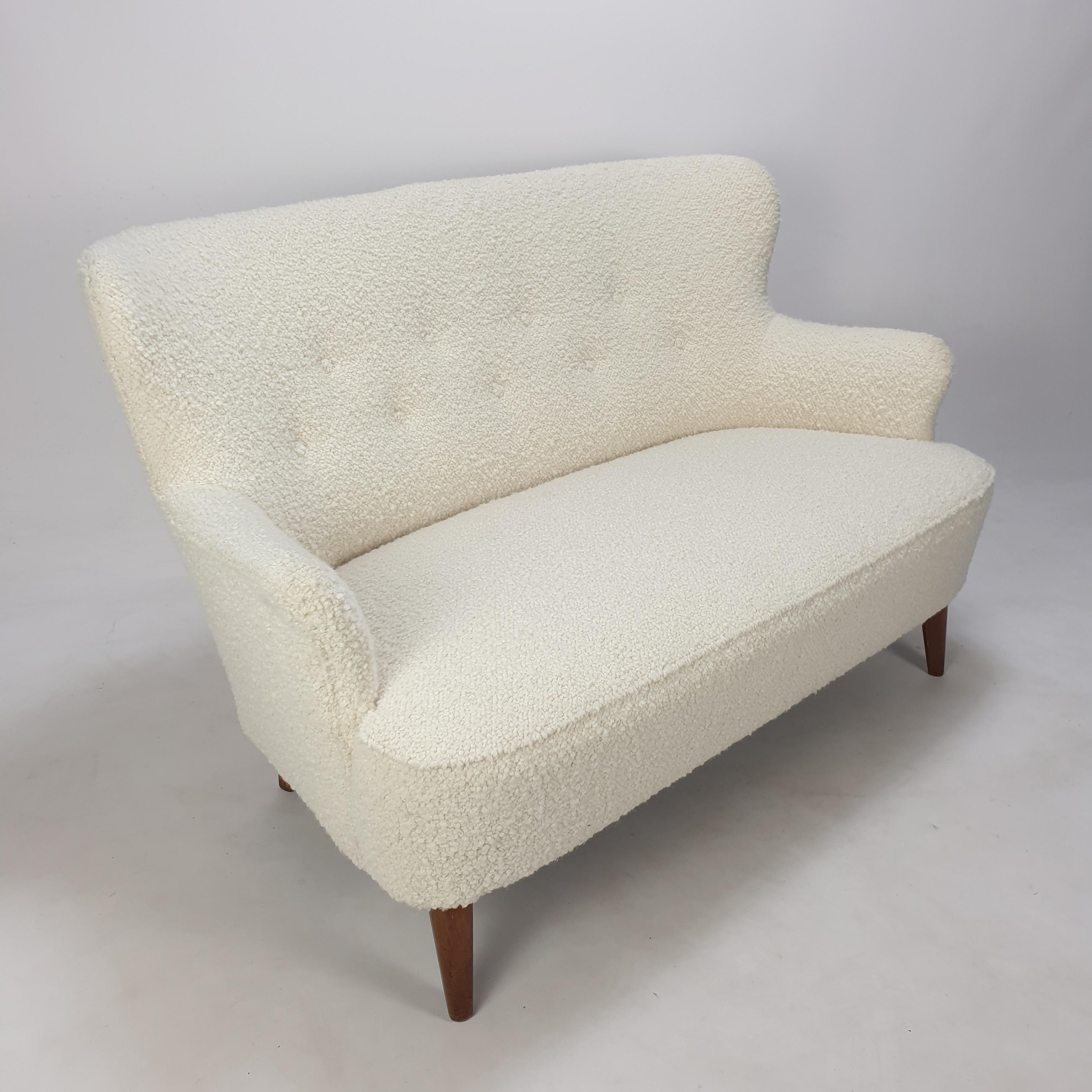 Mid Century 2-Seat Sofa by Theo Ruth for Artifort, 1950s In Excellent Condition For Sale In Oud Beijerland, NL