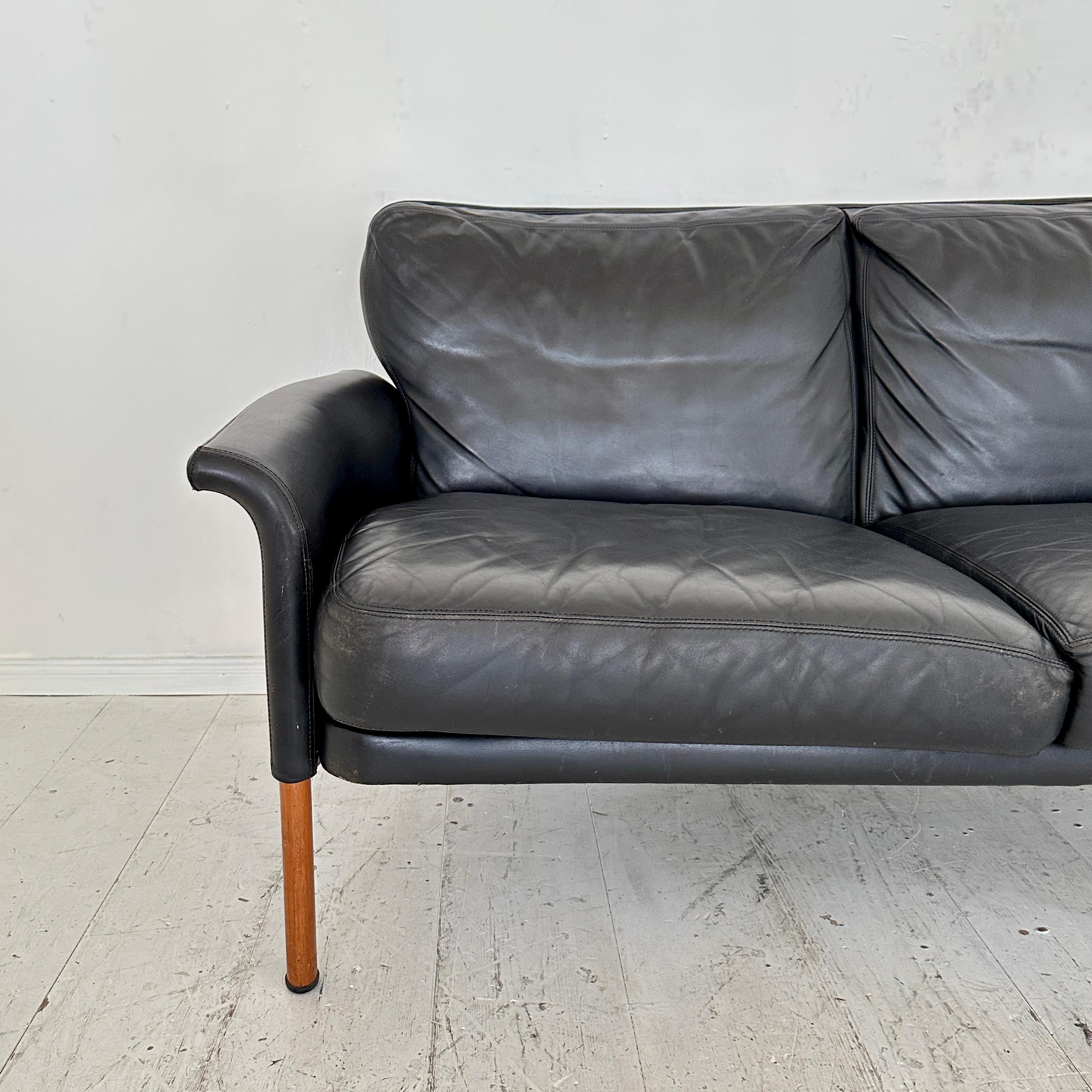2-Sitzer-Leder-Sofa aus der Mitte des Jahrhunderts von Hans Olsen, Dänemark, 1960er Jahre im Angebot 1