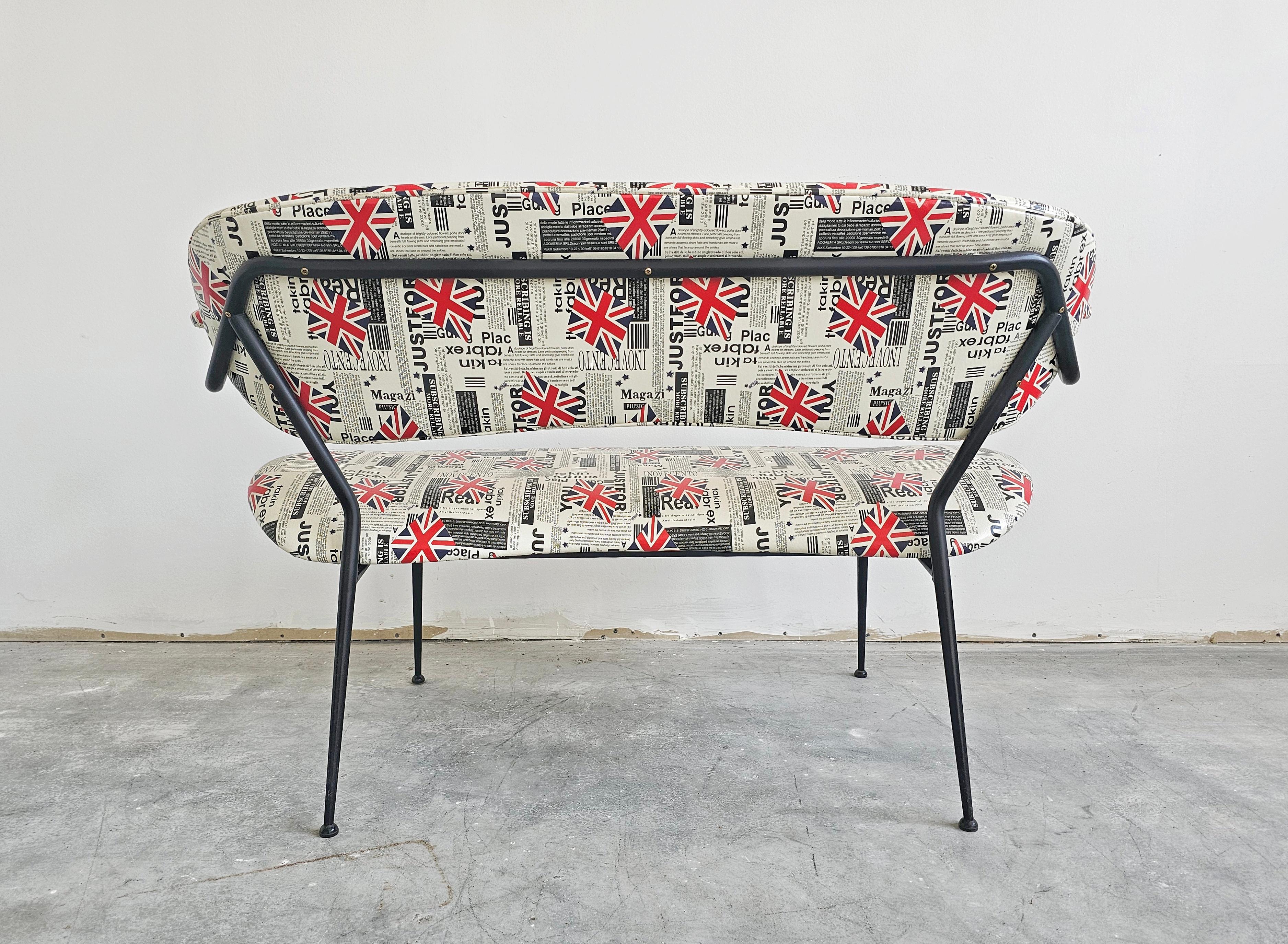 Milieu du XXe siècle Canapé 2 places conçu par Gastone Rinaldi pour RIMA, Italie 1954 en vente