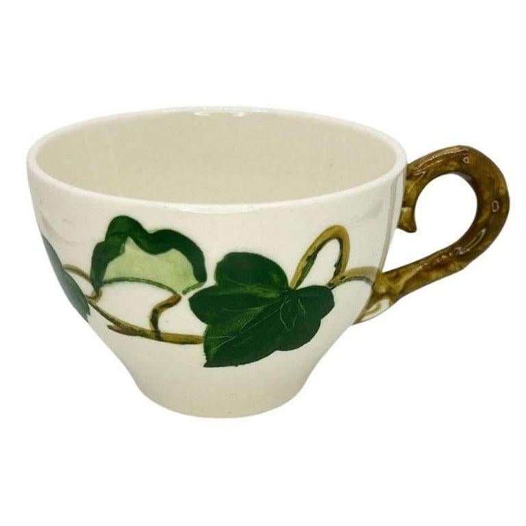 Set di stoviglie Mid Century da 20 pezzi California Ivy Poppy Trail di Metlox In condizioni buone in vendita a Oklahoma City, OK