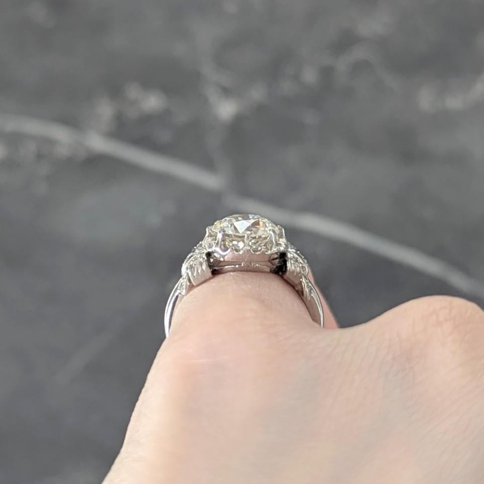 Mid-Century 2.00 CTW Diamond Platinum Vintage Bow Engagement Ring For Sale 6