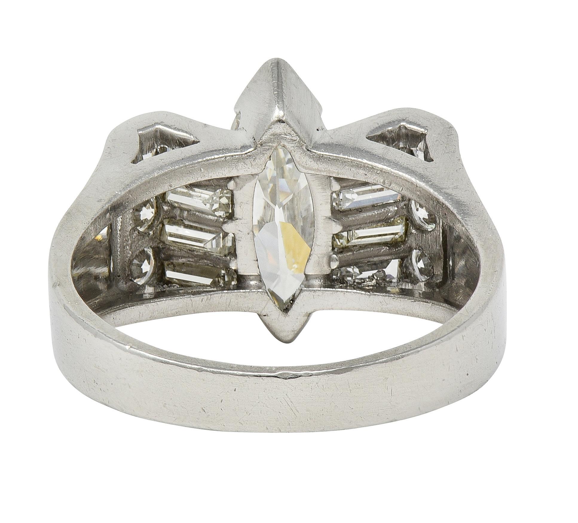 Mid-Century 2.05 CTW Marquise Diamond Platinum Vintage Bow Fashion Ring Excellent état - En vente à Philadelphia, PA