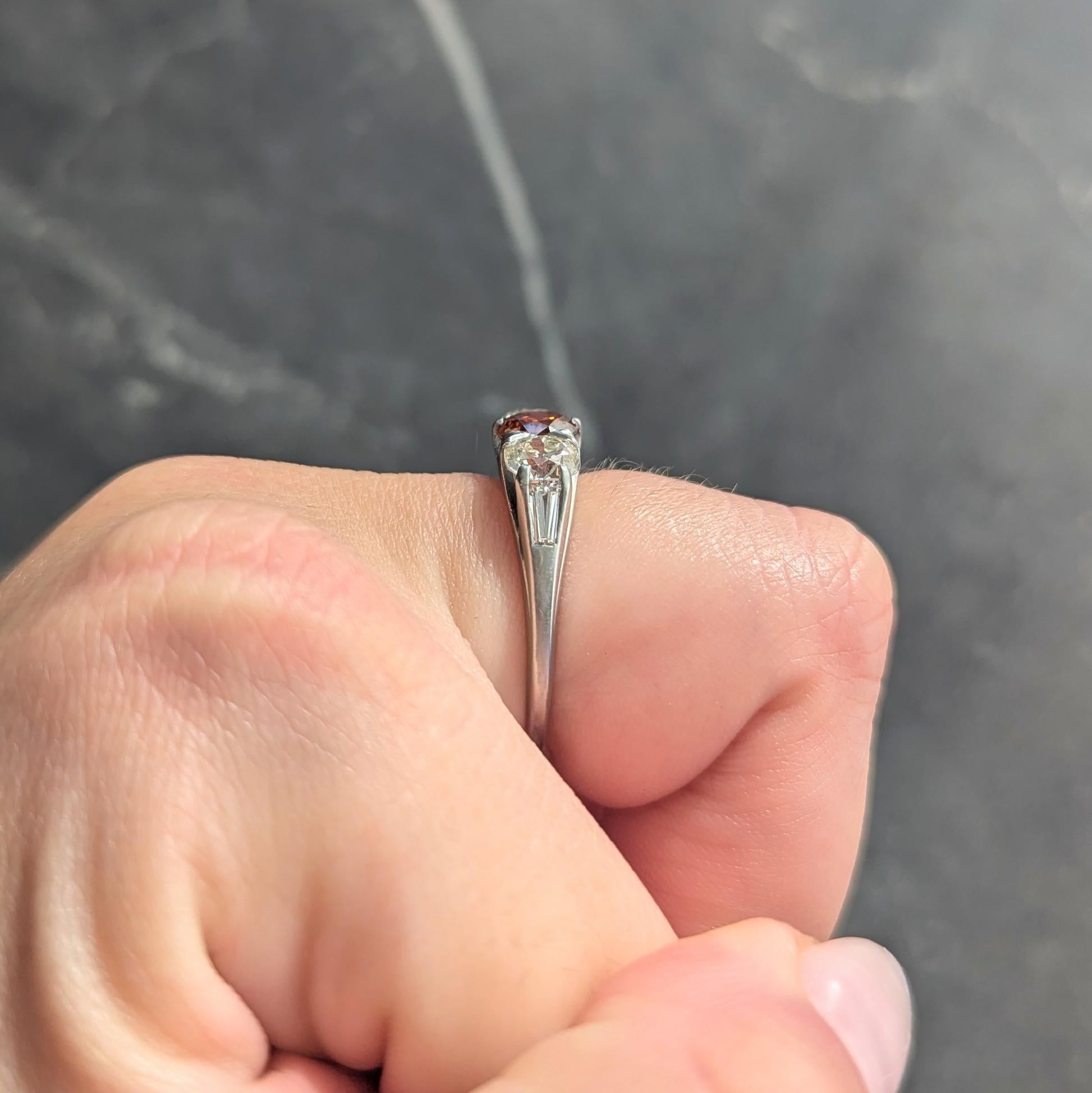 Mid-Century 2.06 CTW Fancy Diamond Platinum Three Stone Vintage Ring GIA in vendita 6