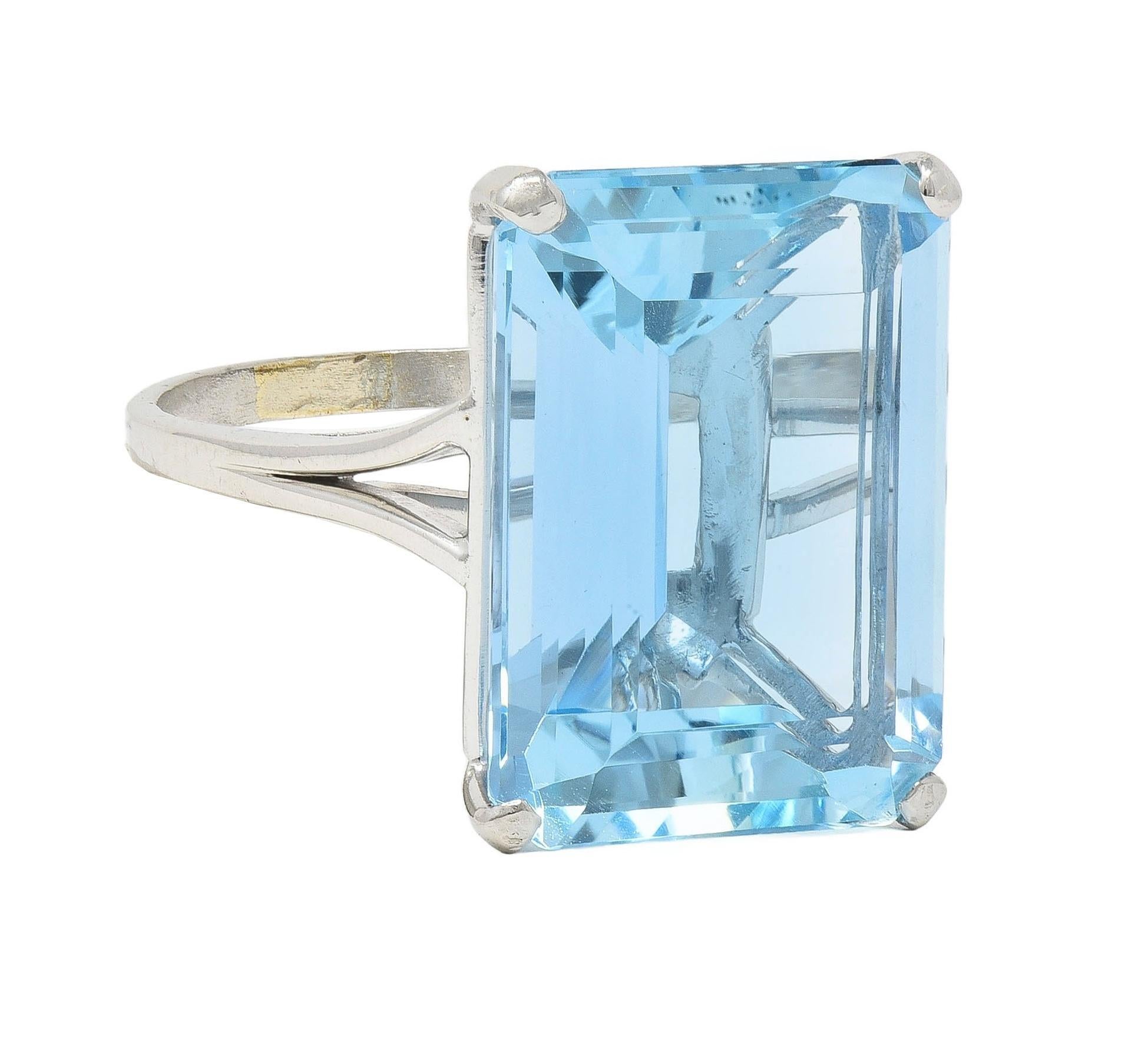 Emerald Cut Mid-Century 20.65 CTW Aquamarine Platinum Vintage Cocktail Ring For Sale