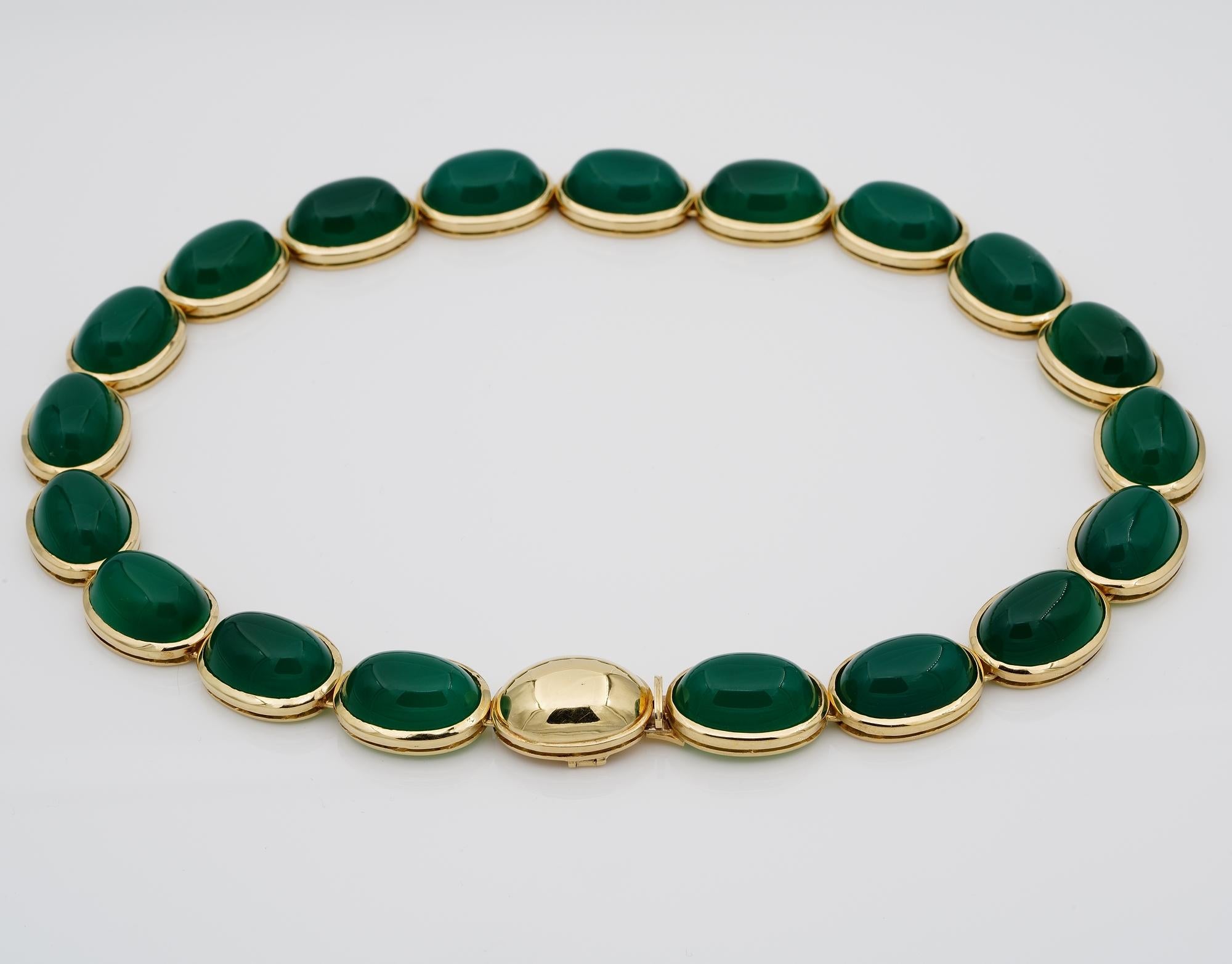 Mid Century 209.00 Ct Natural Chrysoprase Necklace For Sale 2
