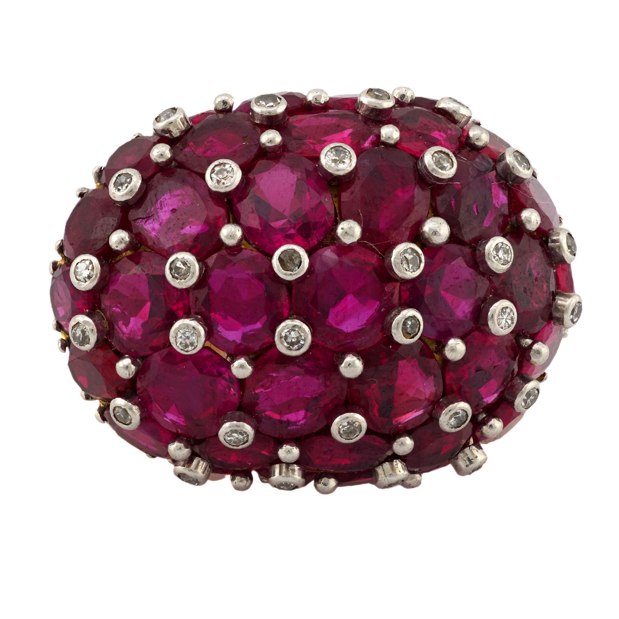 Modern Mid Century 22 carat total weight ruby diamond 18k yellow gold cocktail ring For Sale