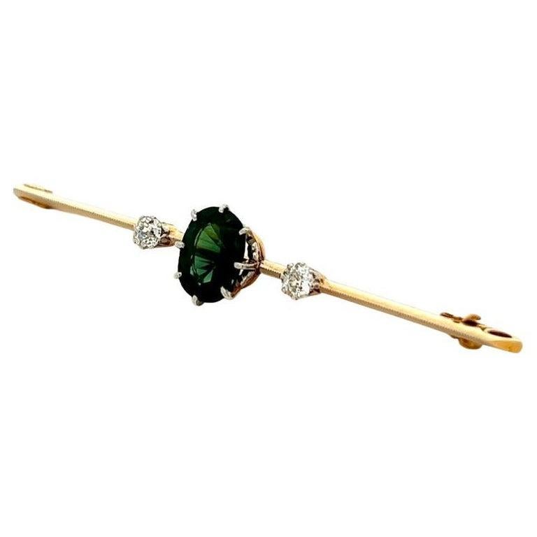 Women's or Men's Midcentury 2.30 Carats Green Sapphire Diamond 18 Karat Yellow Gold Bar Brooch