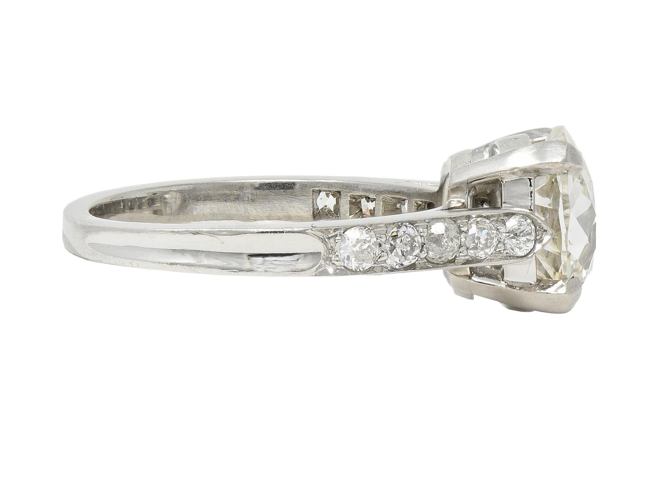 Mid-Century 2,33 CTW Old Mine Diamant Platin Vintage Verlobungsring GIA für Damen oder Herren im Angebot