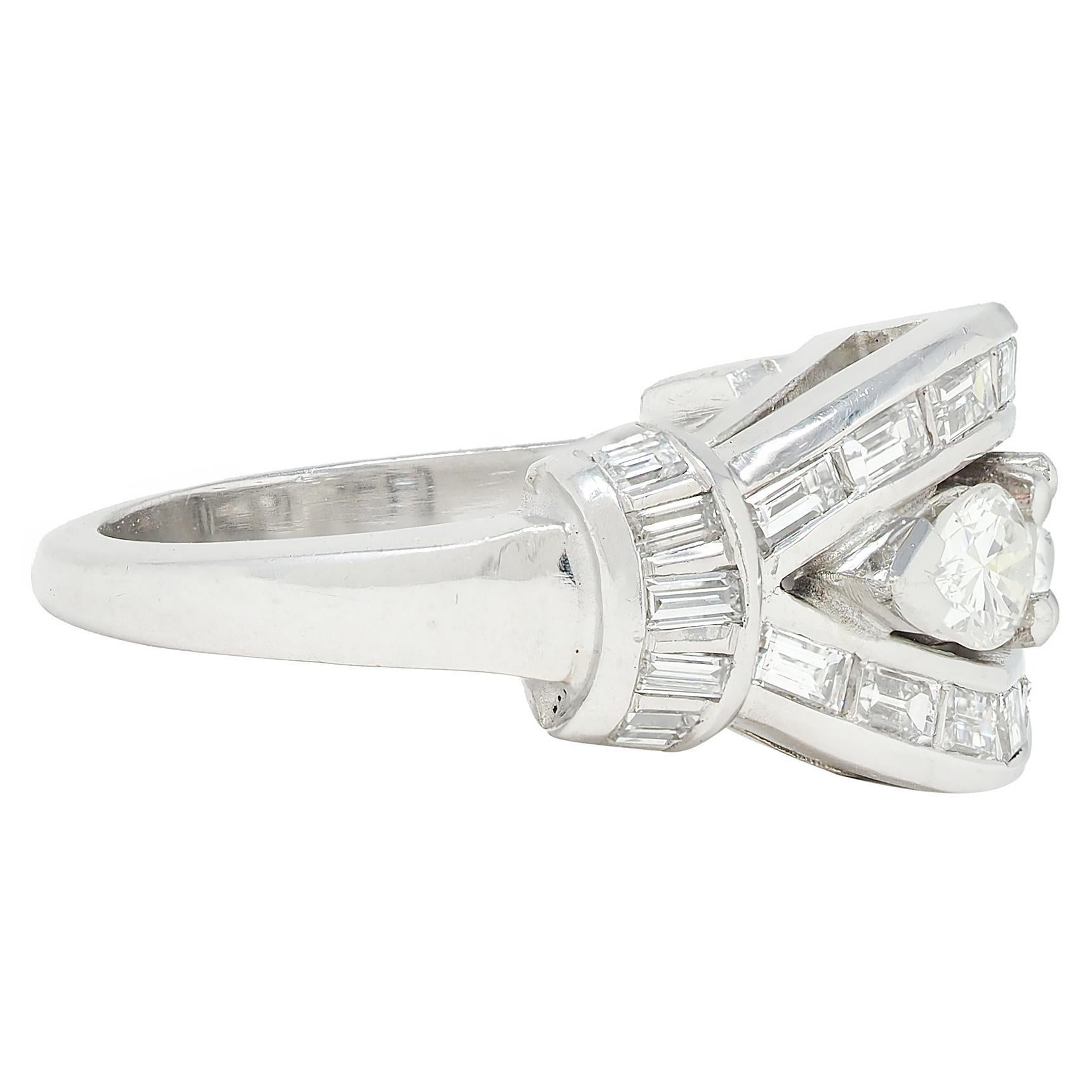 Moderne Bague du milieu du siècle en platine avec 2,35 diamants CTW Vintage Bombé en vente