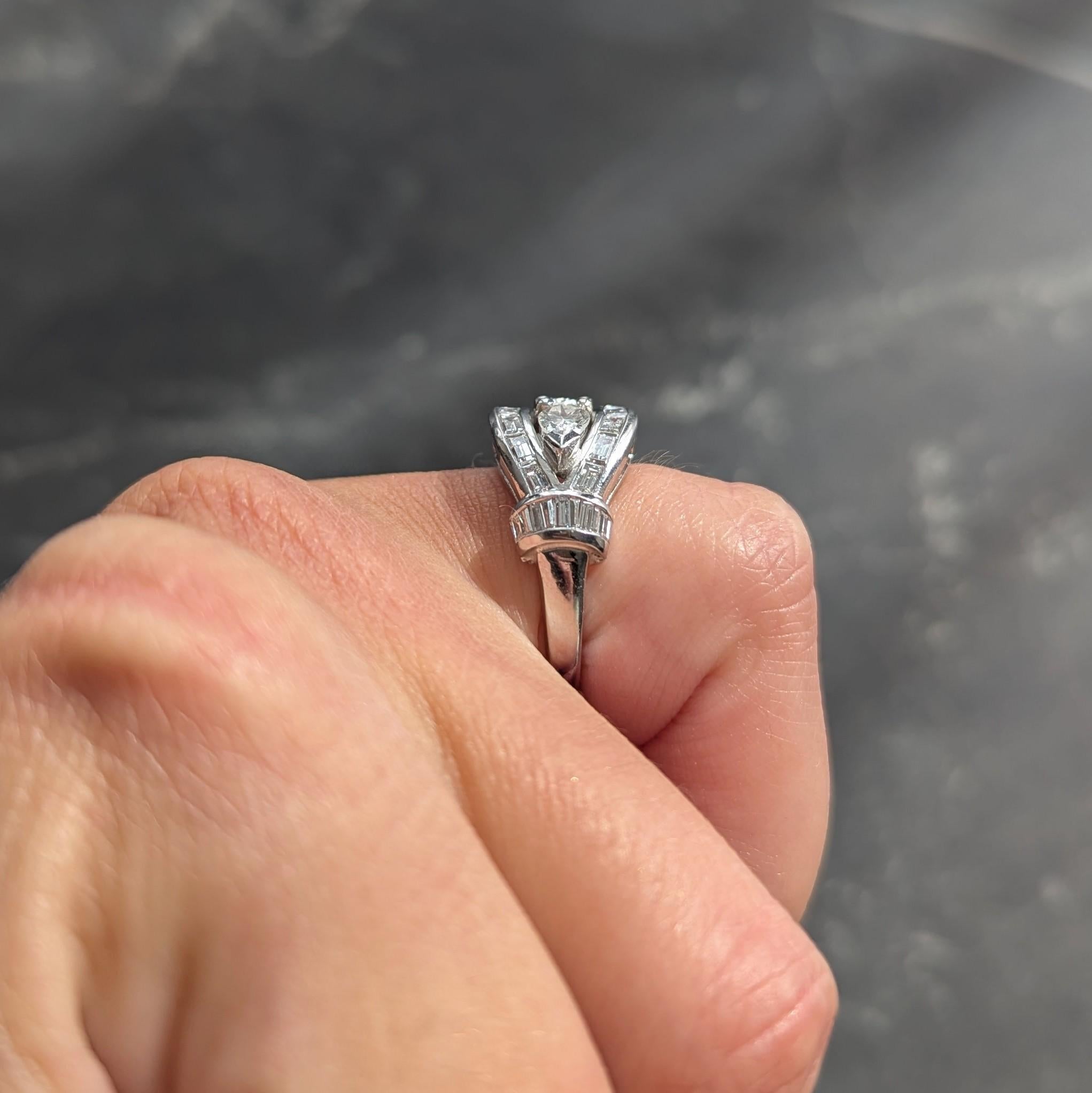 Bague du milieu du siècle en platine avec 2,35 diamants CTW Vintage Bombé en vente 2