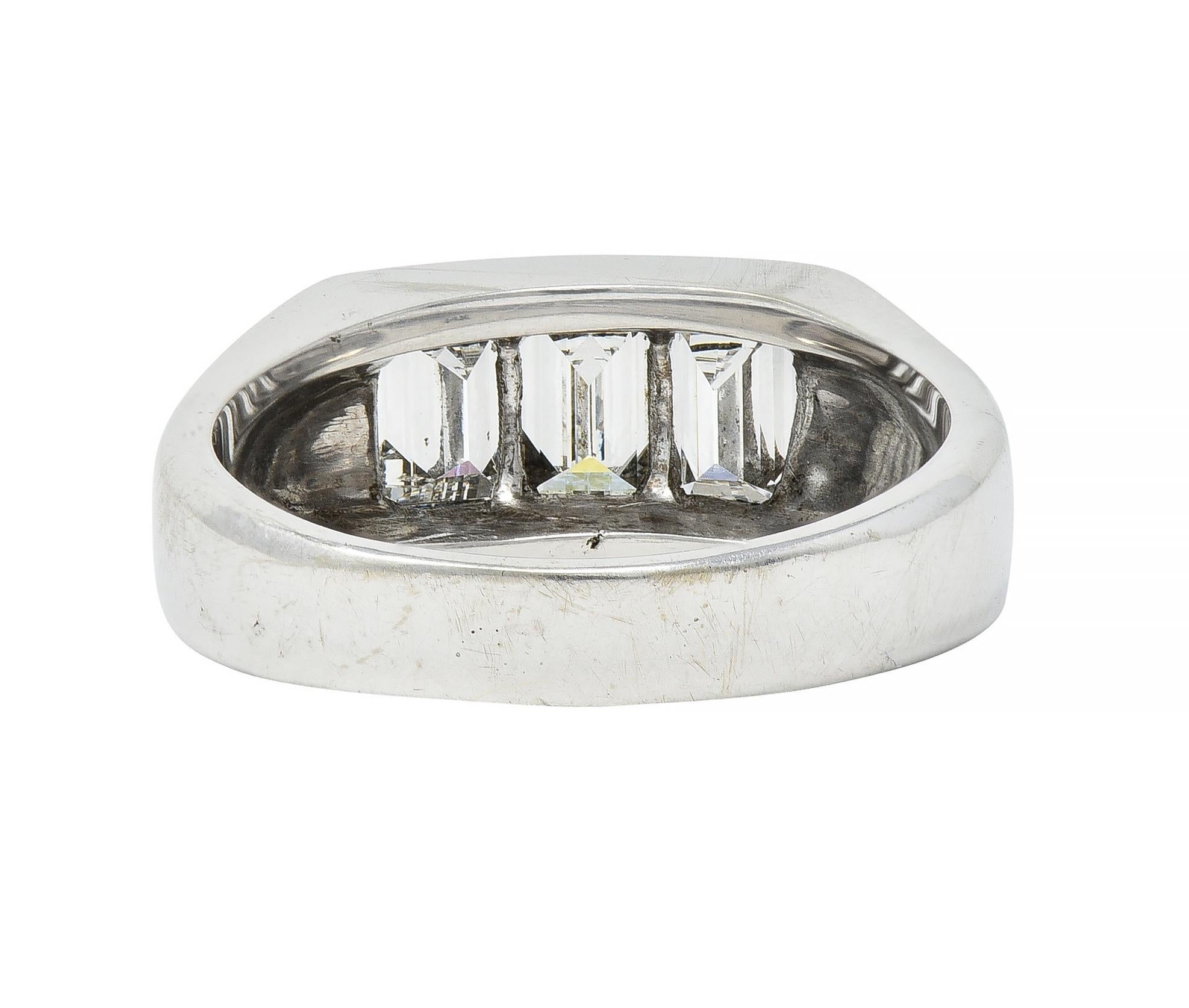 Mid-Century 2.42 CTW Diamond 14 Karat White Gold Vintage Unisex Men's Ring For Sale 1