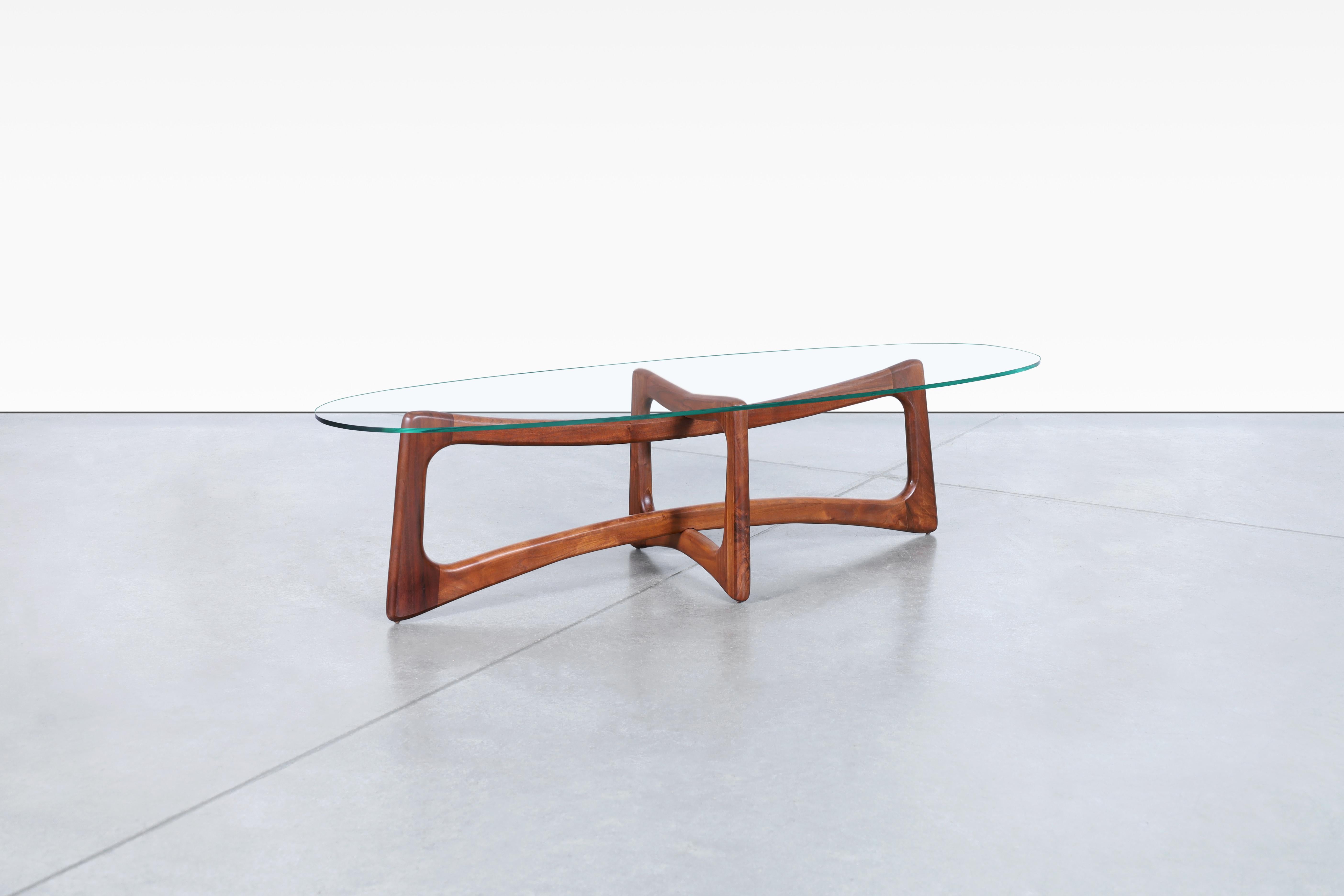 Mid-Century 2454-TGO Walnut Coffee Table by Adrian Pearsall for Craft Associates In Excellent Condition In North Hollywood, CA