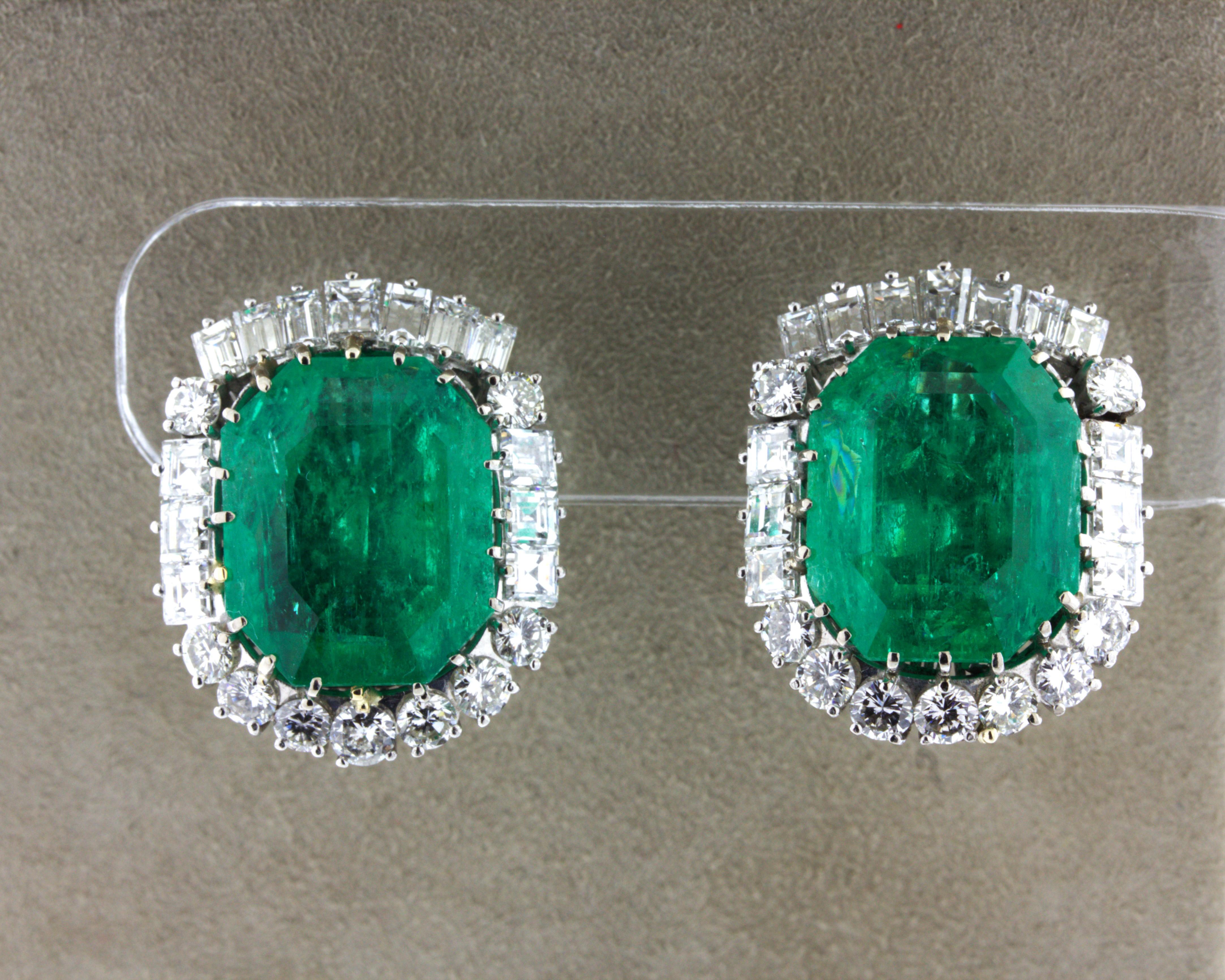 Men's Mid-Century 25.04 Carat Colombian Emerald Diamond 18K Gold Earrings, GIA Cert. For Sale
