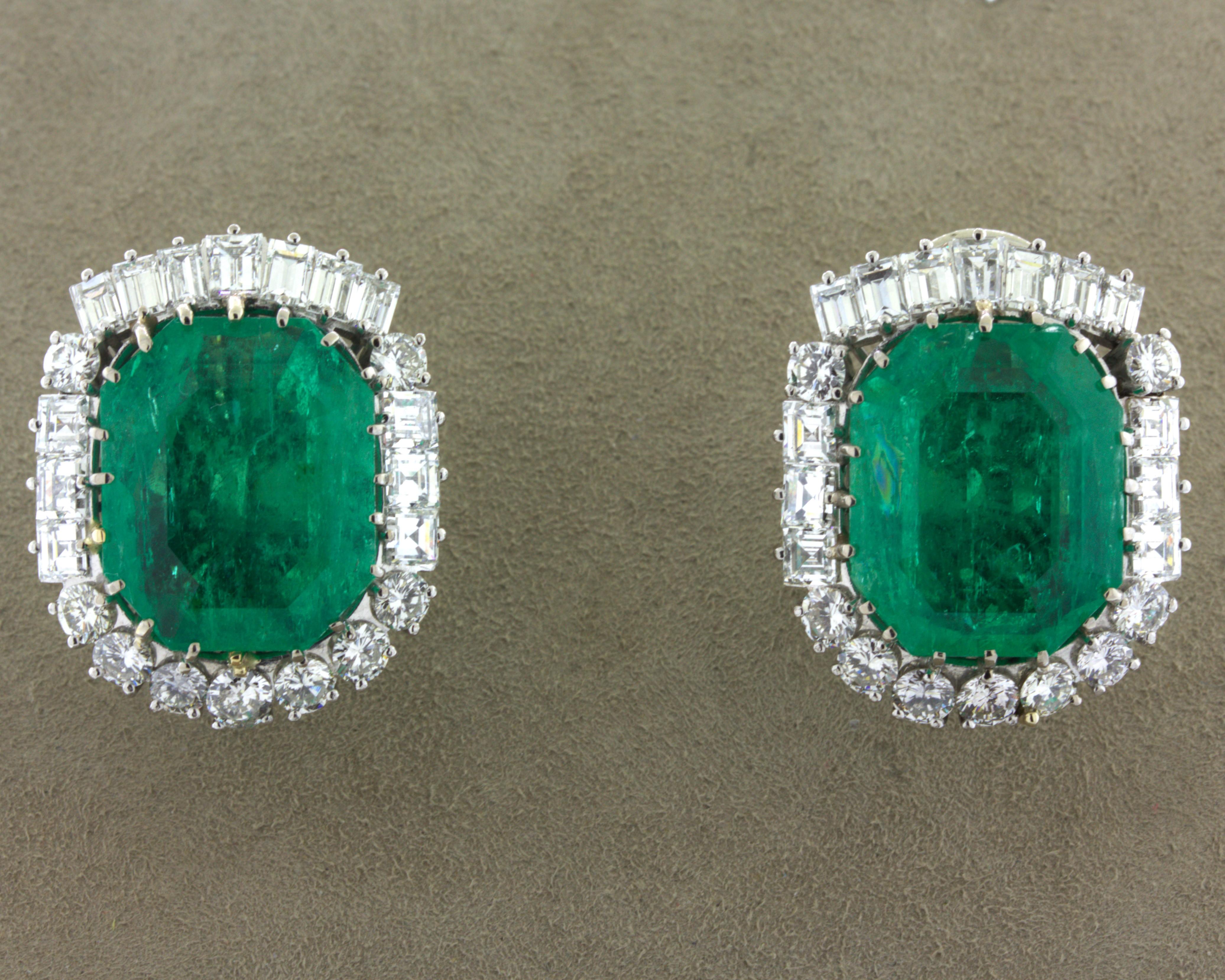 Mid-Century 25.04 Carat Colombian Emerald Diamond 18K Gold Earrings, GIA Cert. For Sale 1