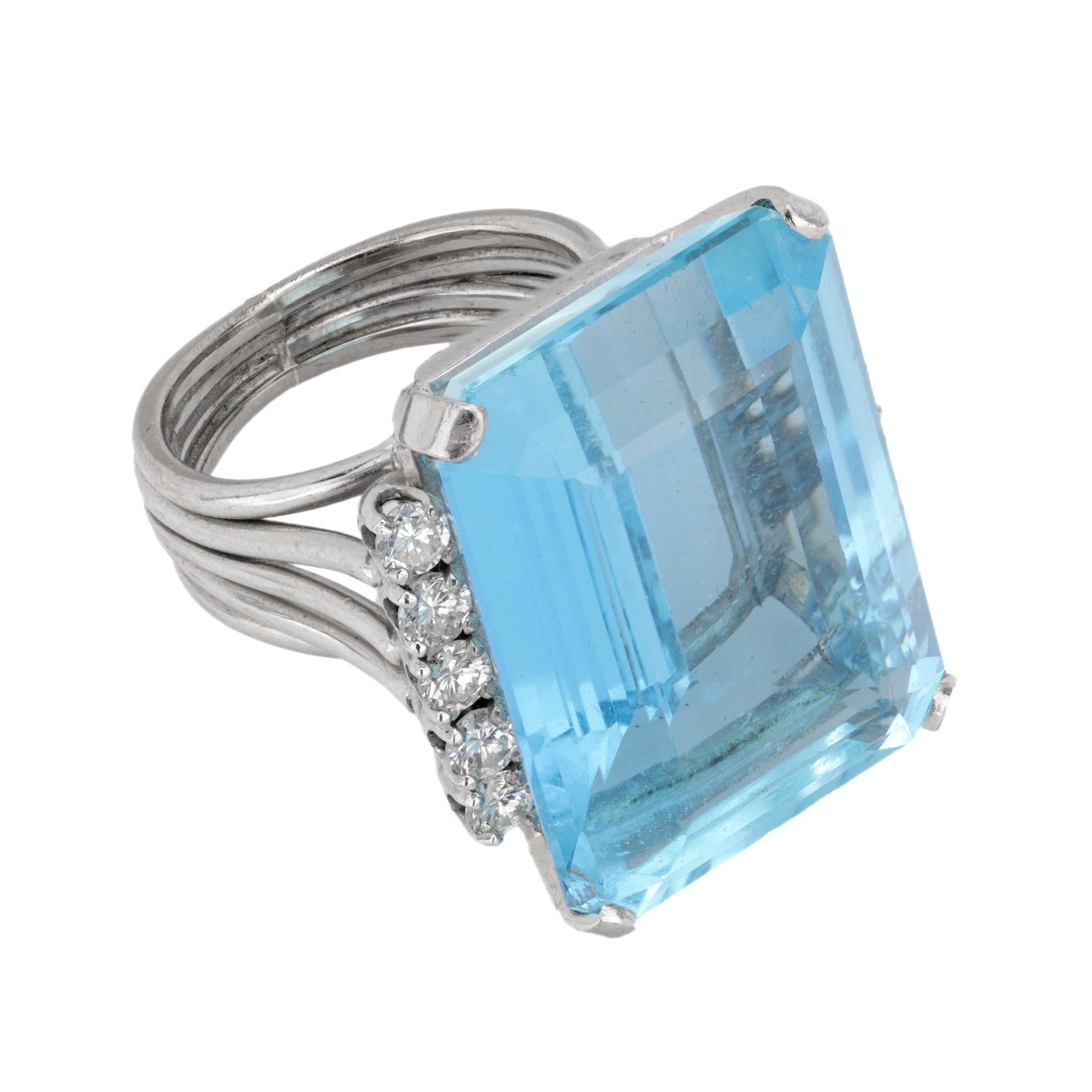 Mid Century 25.50 carat aquamarine diamond 14k white gold cocktail ring In Excellent Condition In Beverly Hills, CA