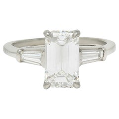 Mid-Century 2.56 CTW Emerald Diamond Platinum 3 Stone Vintage Engagement Ring (bague de fiançailles vintage)