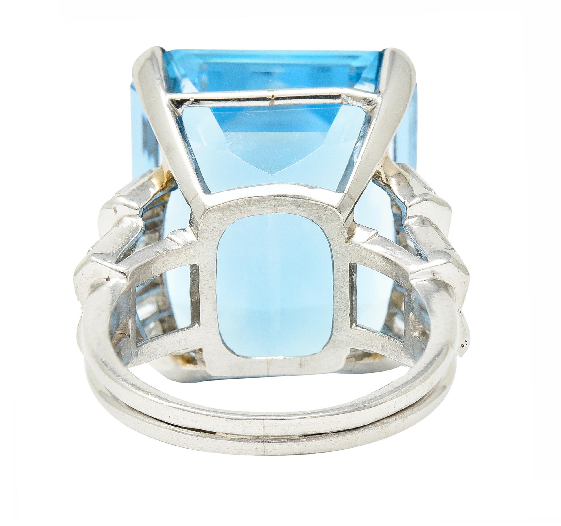 Women's or Men's Mid-Century 25.76 Carats Emerald Cut Aquamarine Baguette Diamond Platinum Ring