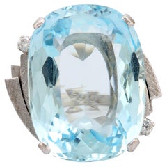 Mid Century 27 carat aquamarine diamond 18k white gold cocktail ring
