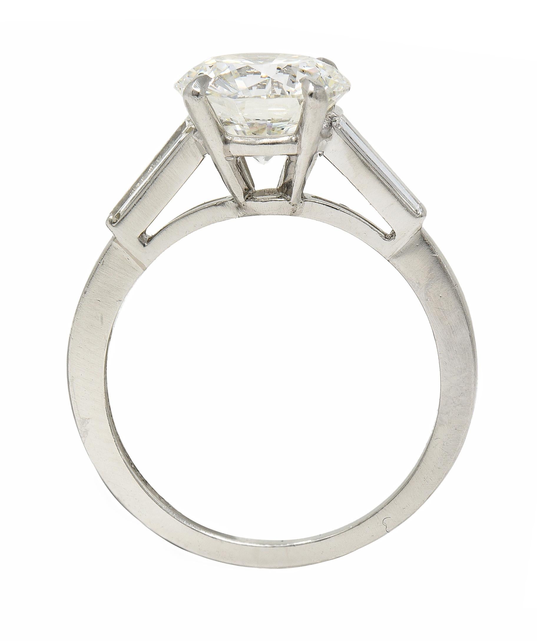 Women's or Men's Mid-Century 2.88 CTW Diamond Platinum Vintage Three Stone Engagement Ring GIA For Sale