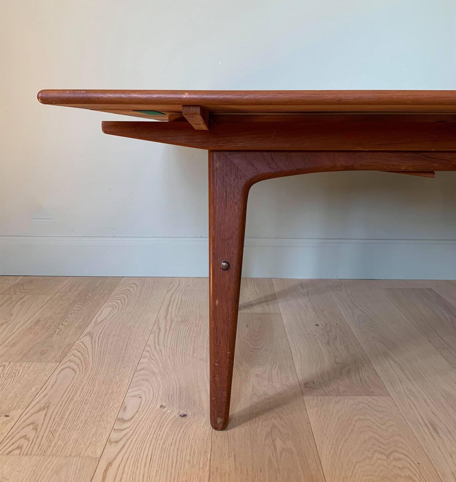 Mid-Century 3 Fonctions Table/Console/Coffee Table by Kai Kristiansen, Denmark For Sale 1