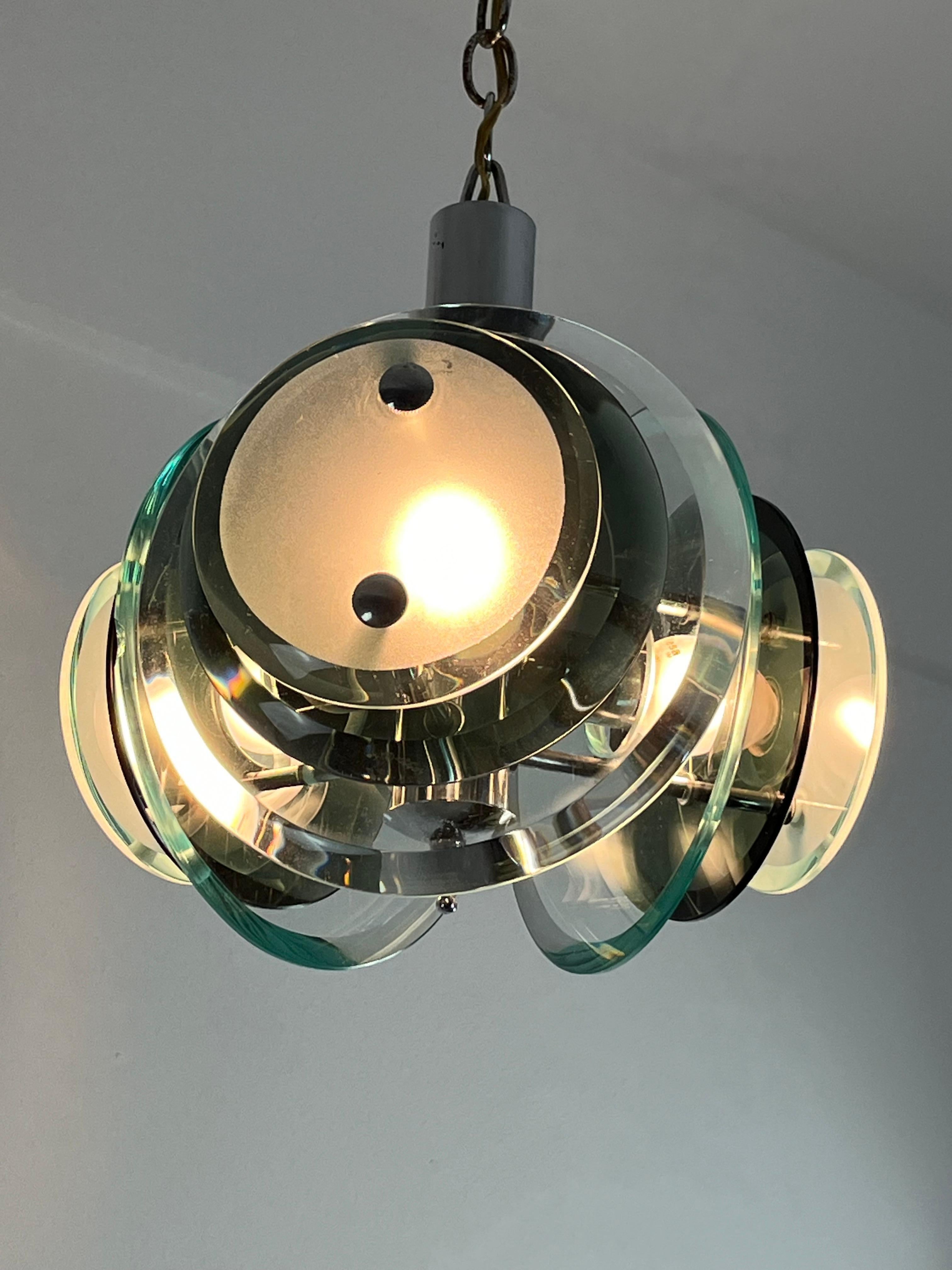 Lustre à 3 lumières du milieu du siècle, modèle « Satellite » attribué à VECA, années 1960 en vente 2