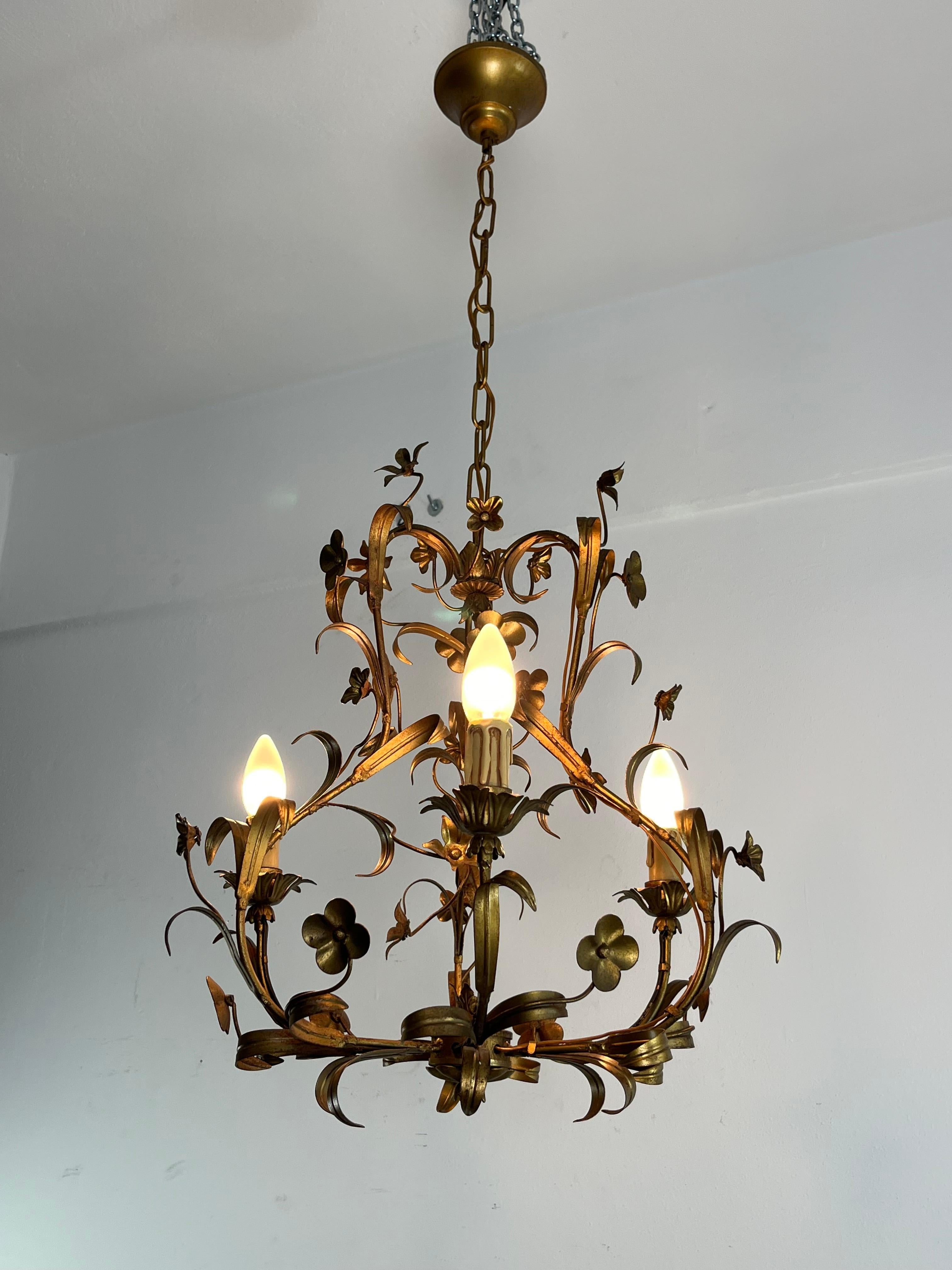 Italiano Lampadario a 3 luci in ferro battuto di metà secolo, Made in Italy 1960 in vendita