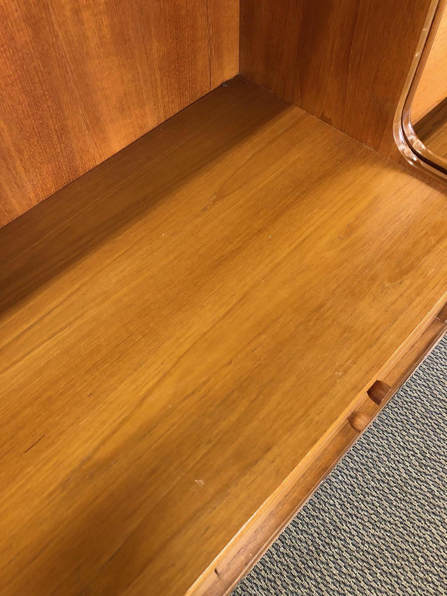 Midcentury 3-Piece Teak Wall Unit by Nathan Furniture For Sale 4