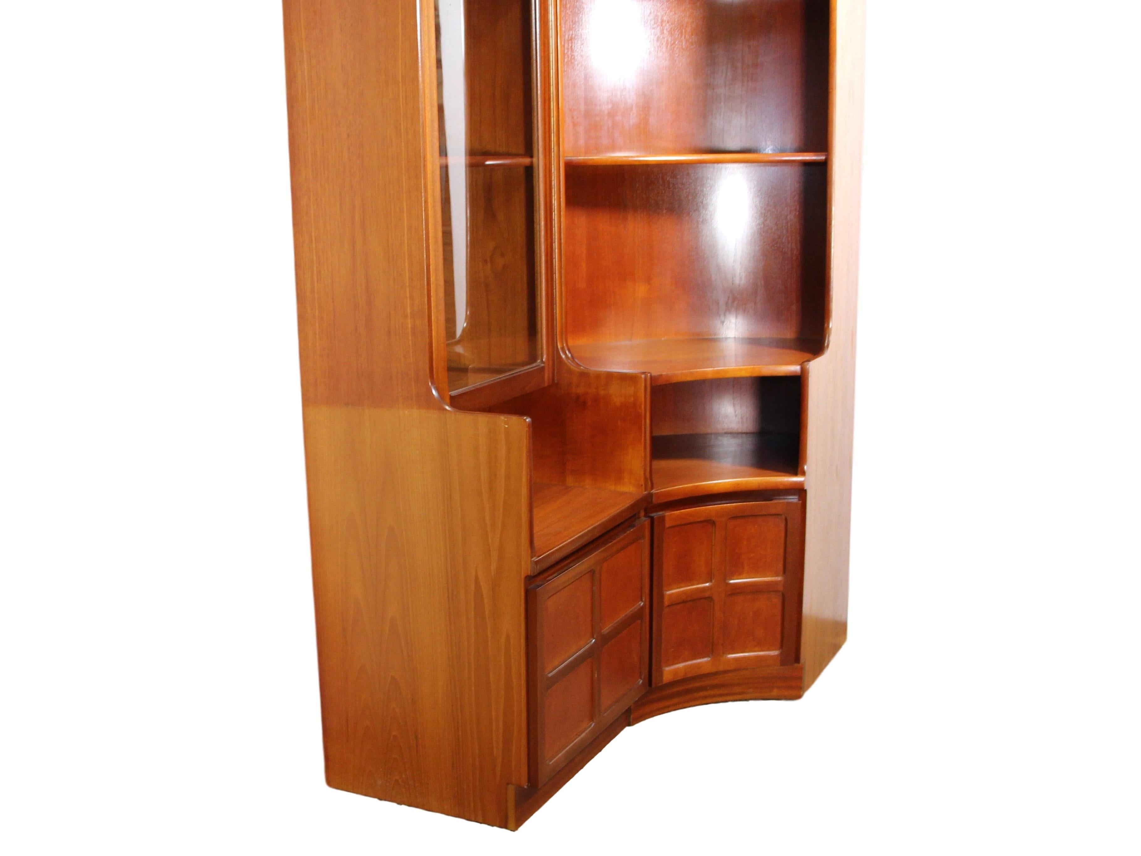 Midcentury 3-Piece Teak Wall Unit by Nathan Furniture In Good Condition For Sale In Norcross, GA