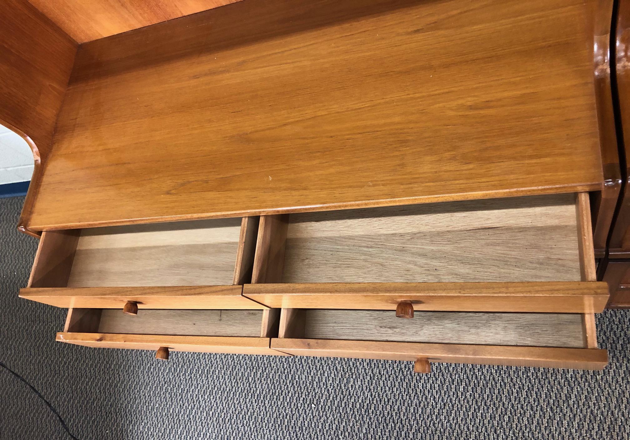 English Midcentury 3-Piece Teak Wall Unit by Nathan Furniture For Sale