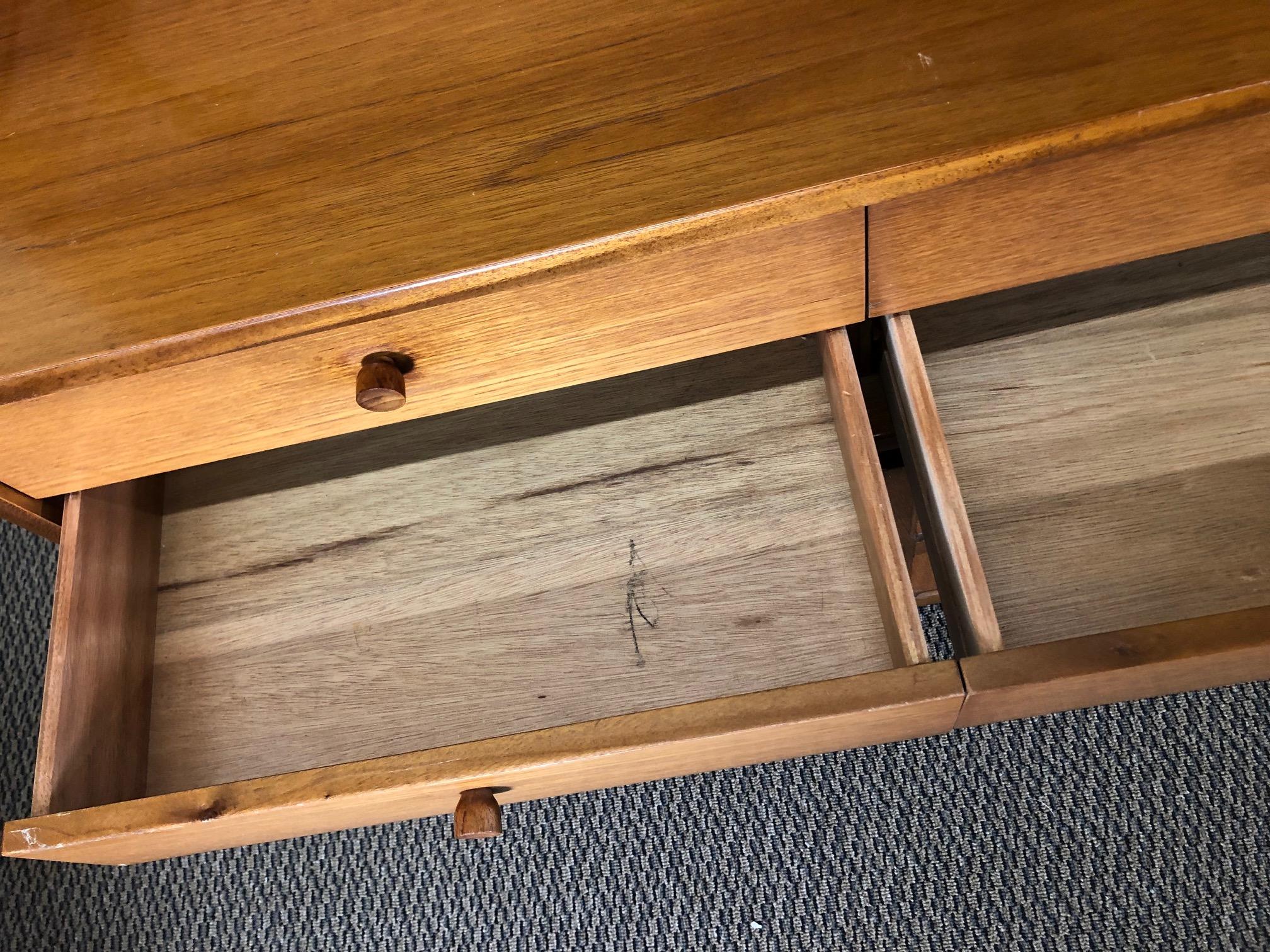 Midcentury 3-Piece Teak Wall Unit by Nathan Furniture In Good Condition For Sale In Norcross, GA